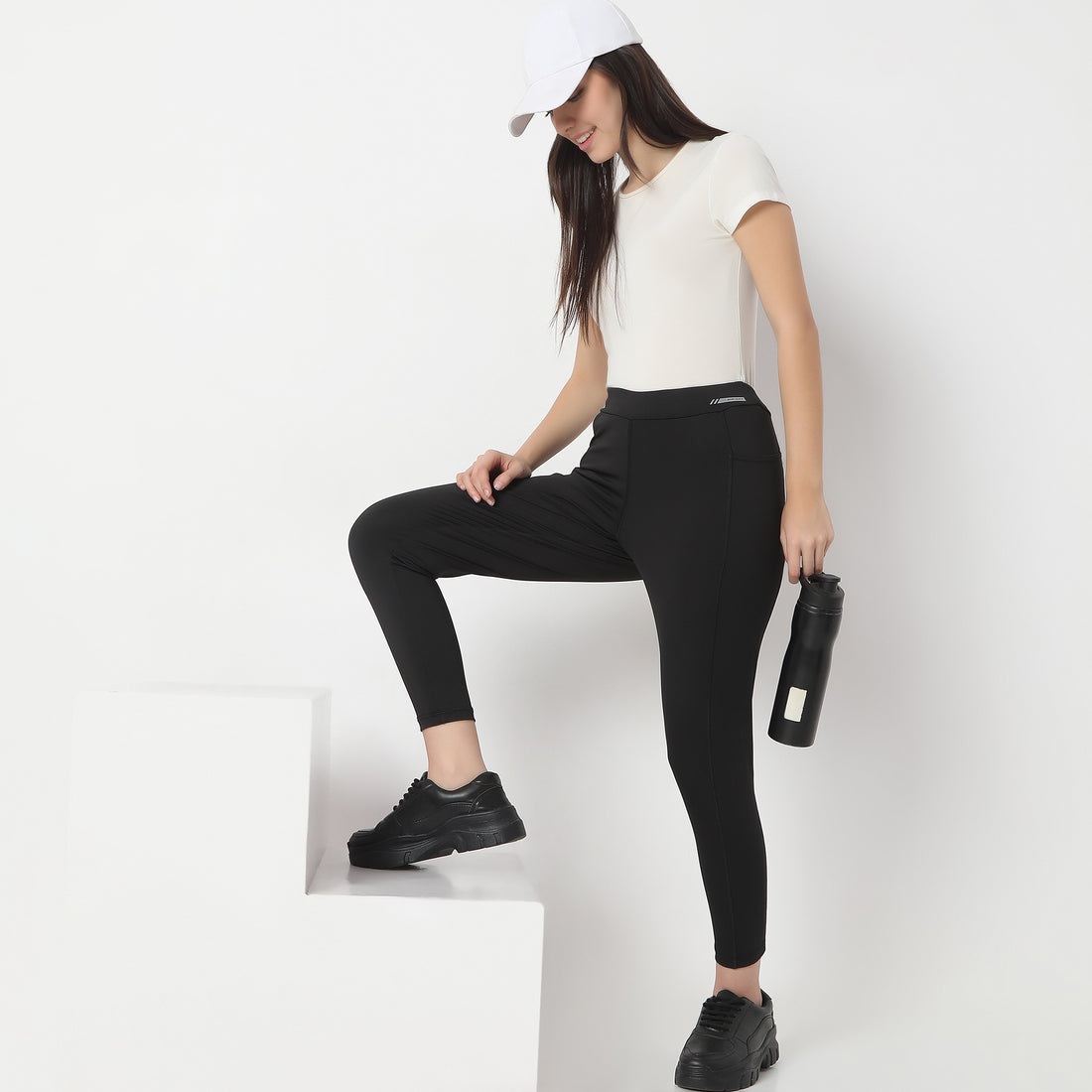 Slim Fit Solid High Rise Leggings