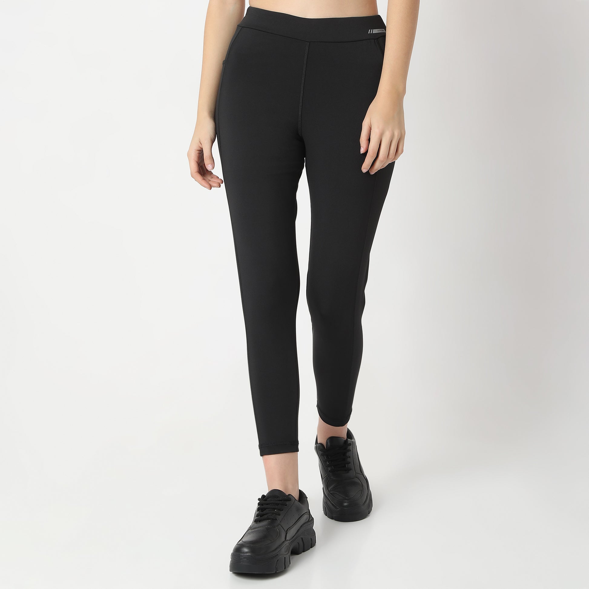Slim Fit Solid High Rise Leggings