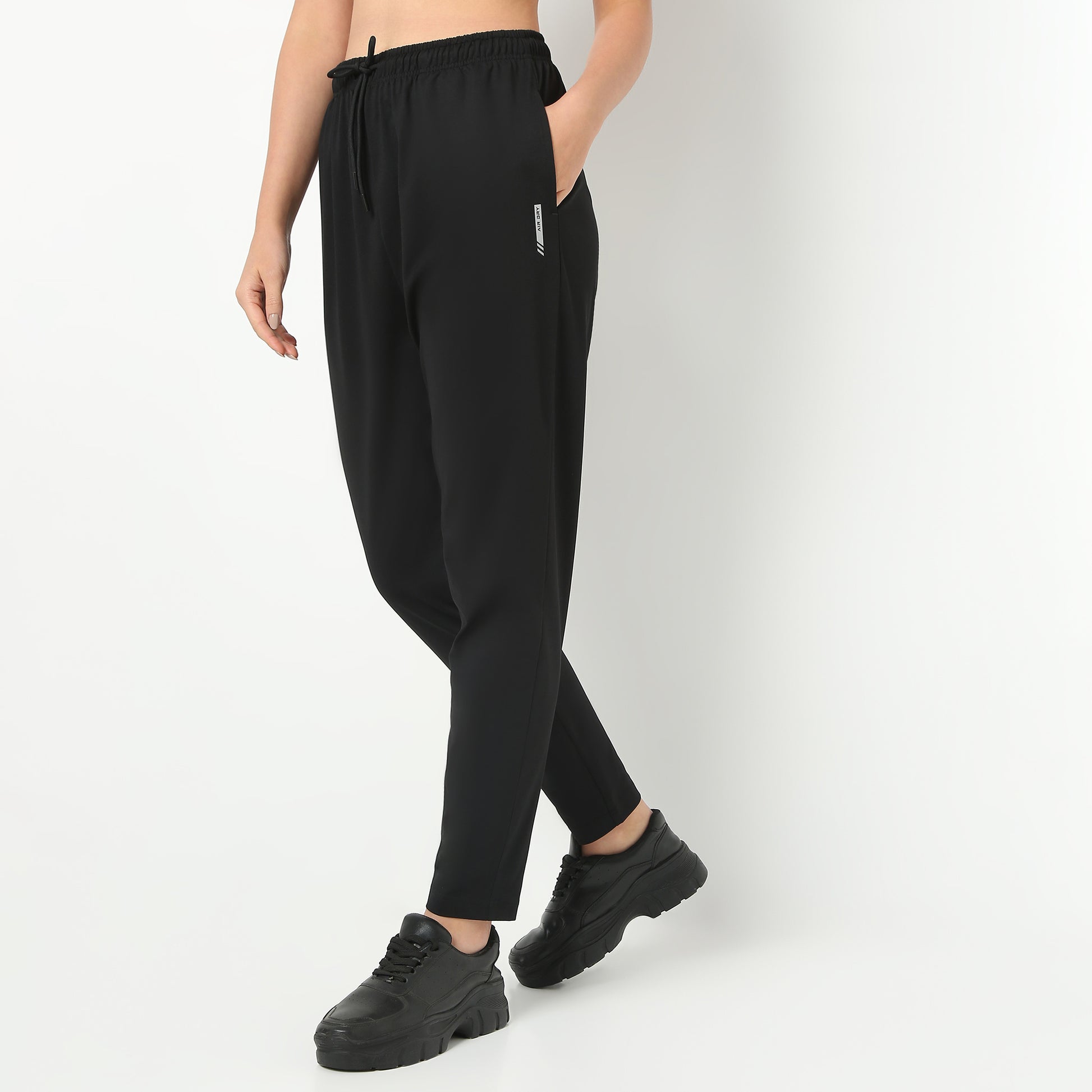 Women Solid Ankle Length Relaxed Fit Active Trackpants
