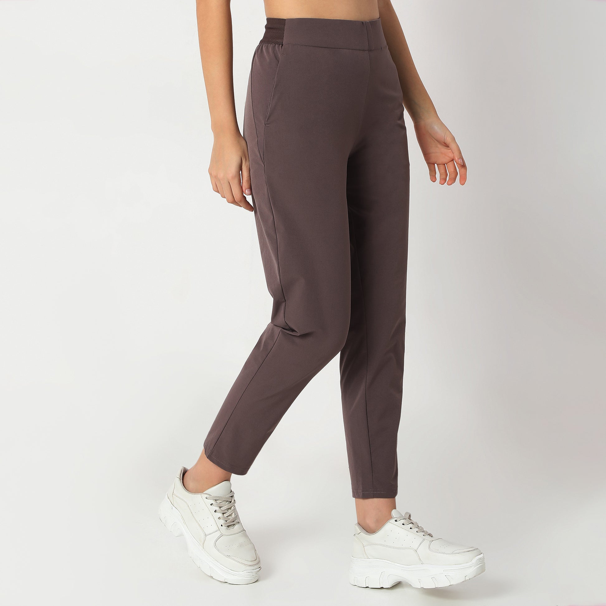 Slim Fit Solid Mid Rise Leggings
