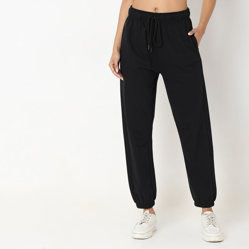 Regular Fit Solid High Rise Joggers