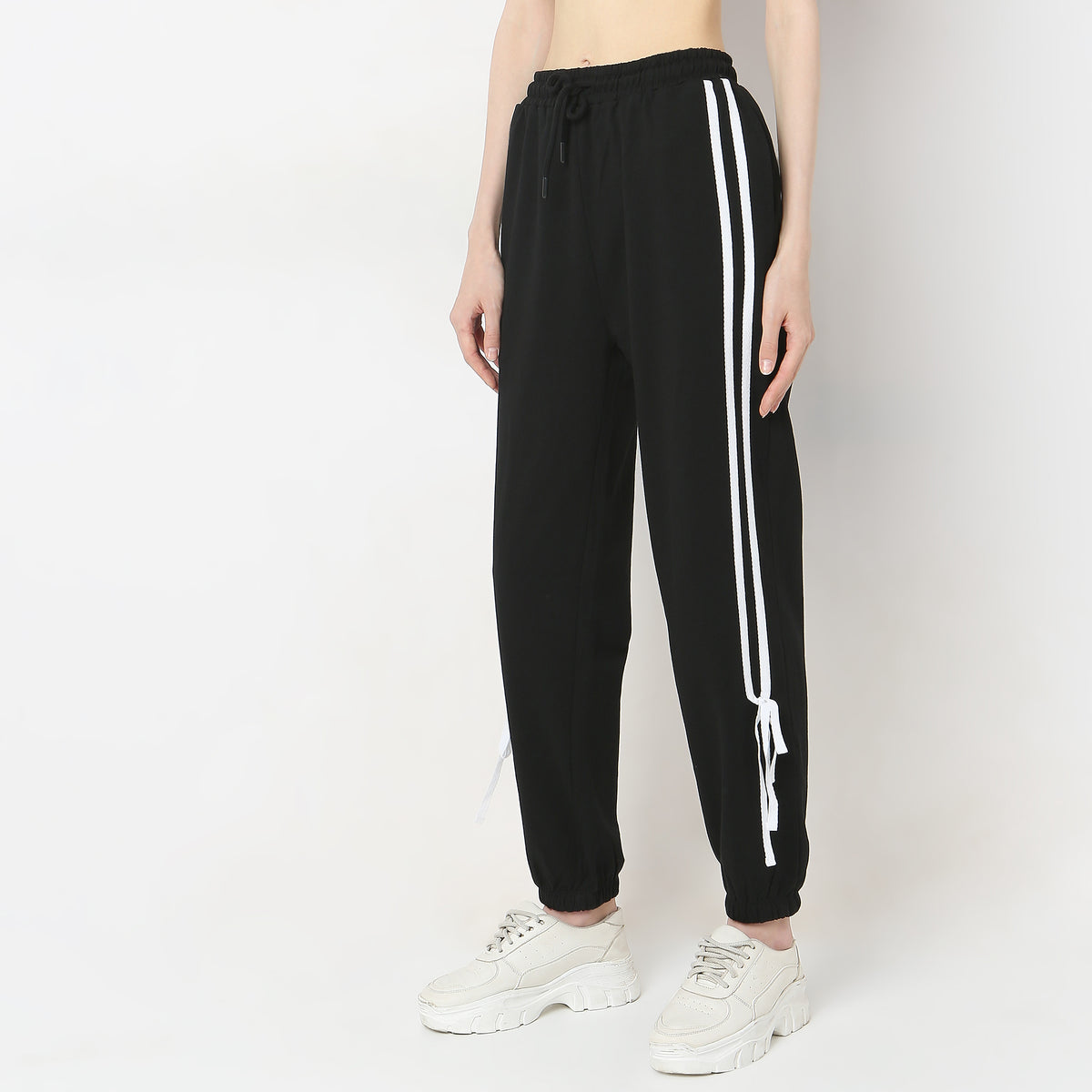 Relaxed Fit Solid High Rise Joggers