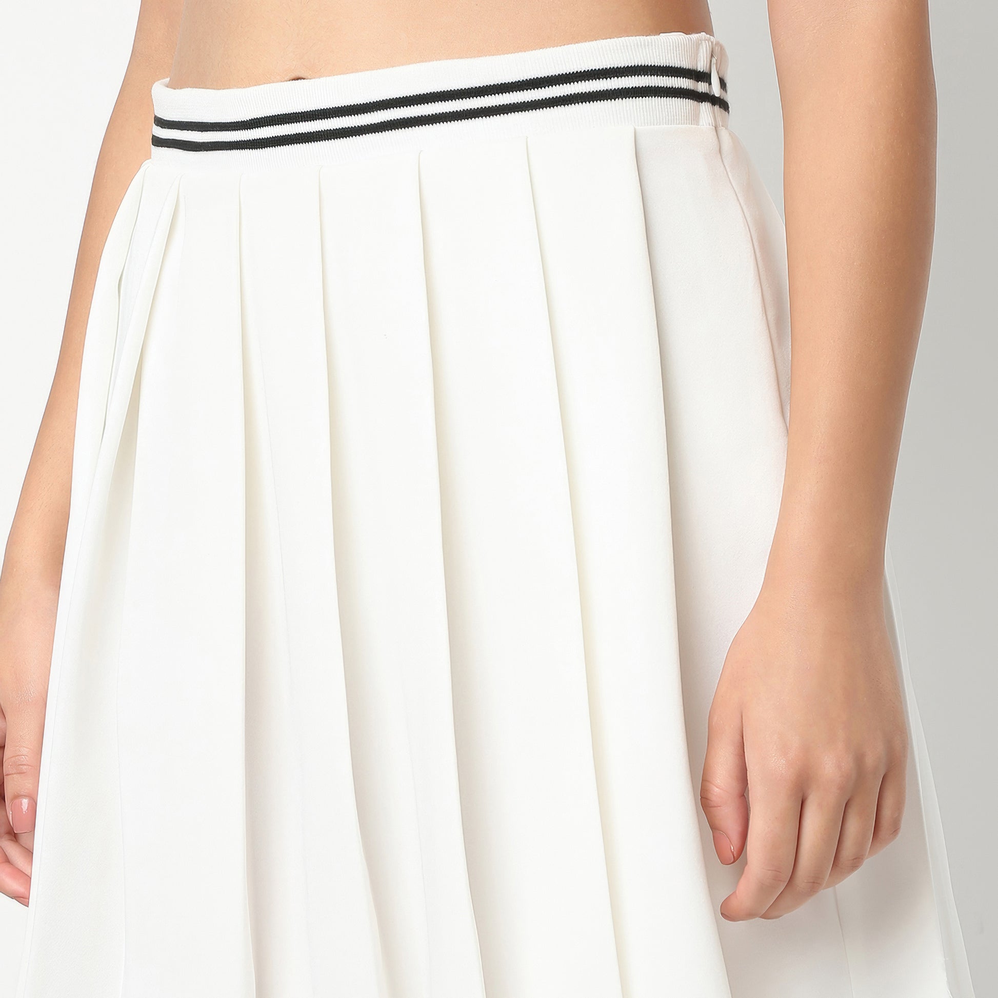 Above Knee High Rise Flared Pleated Skirt
