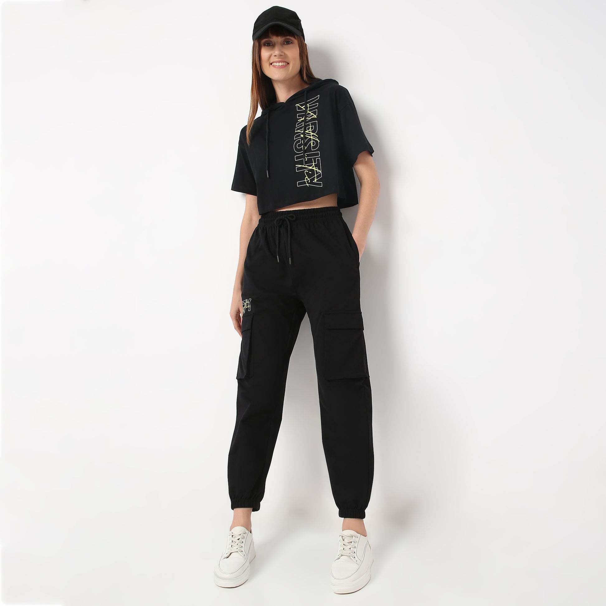 Relaxed Fit Solid Ankle Length High Rise Joggers