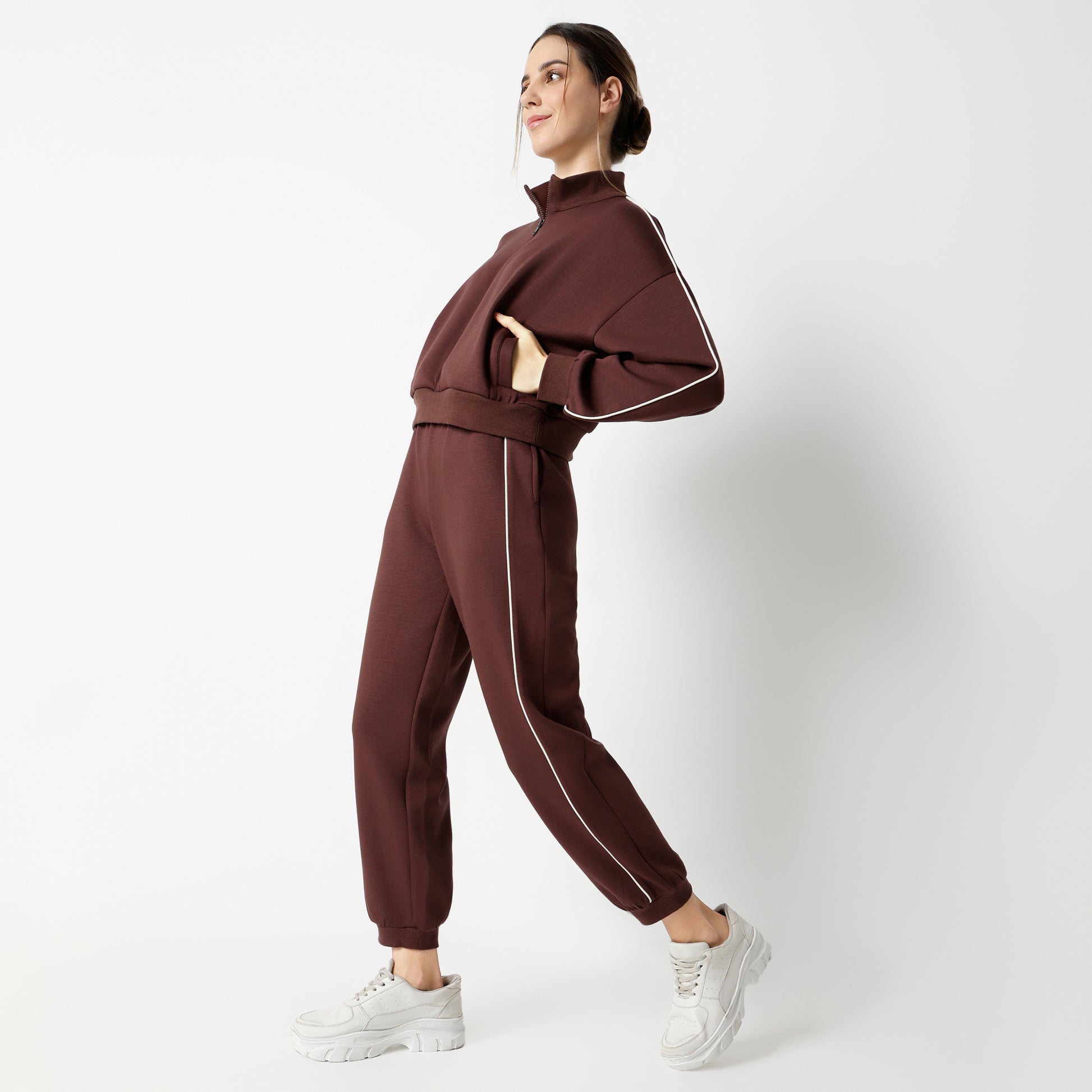 Relaxed Fit Solid High Rise Joggers