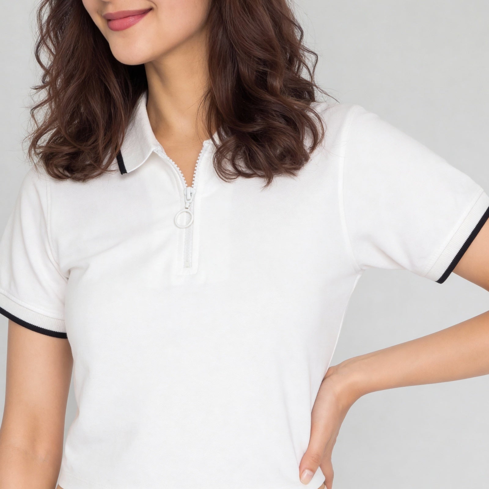 Solid Slim Fit Crop T-Shirt