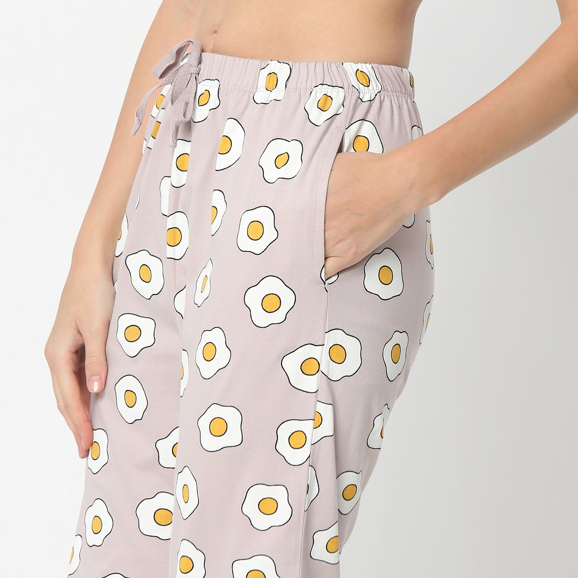 Regular Fit Printed Full Length Mid Rise Pyjamas