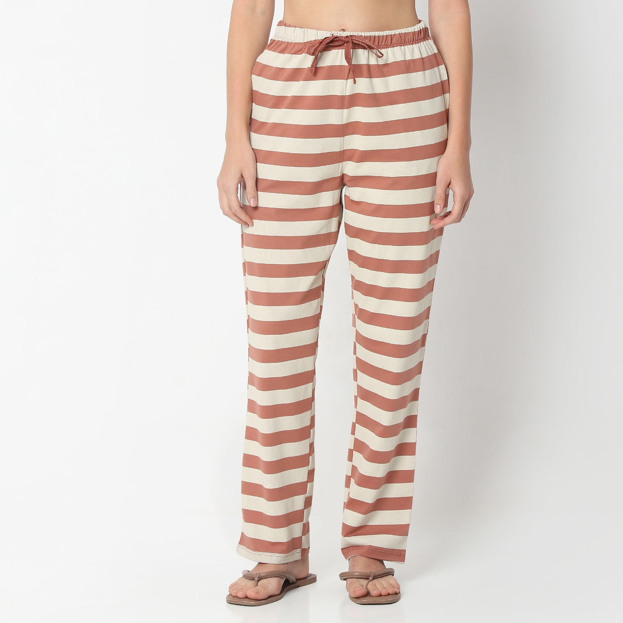 Regular Fit Printed Full Length Mid Rise Pyjamas