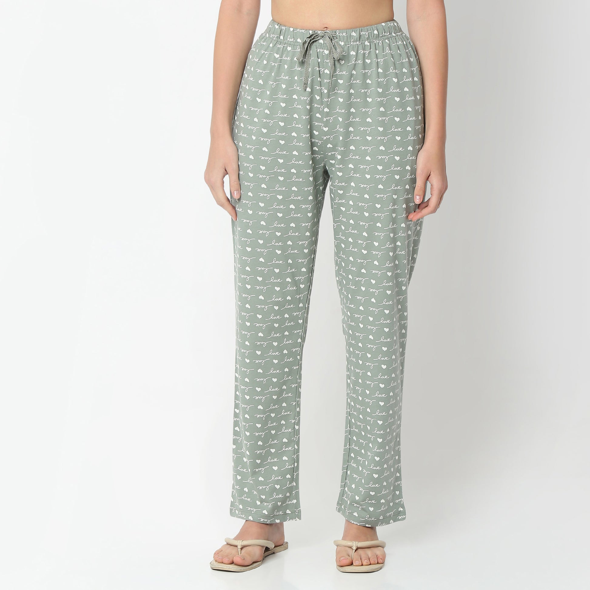 Regular Fit Printed Full Length Mid Rise Pyjamas