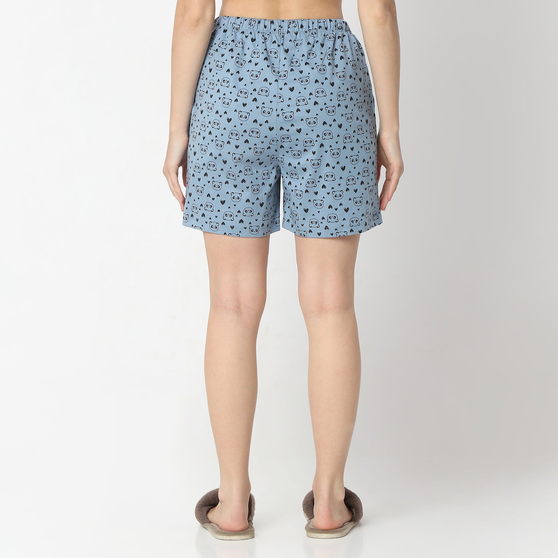 Regular Fit Printed Above Knee Mid Rise Shorts