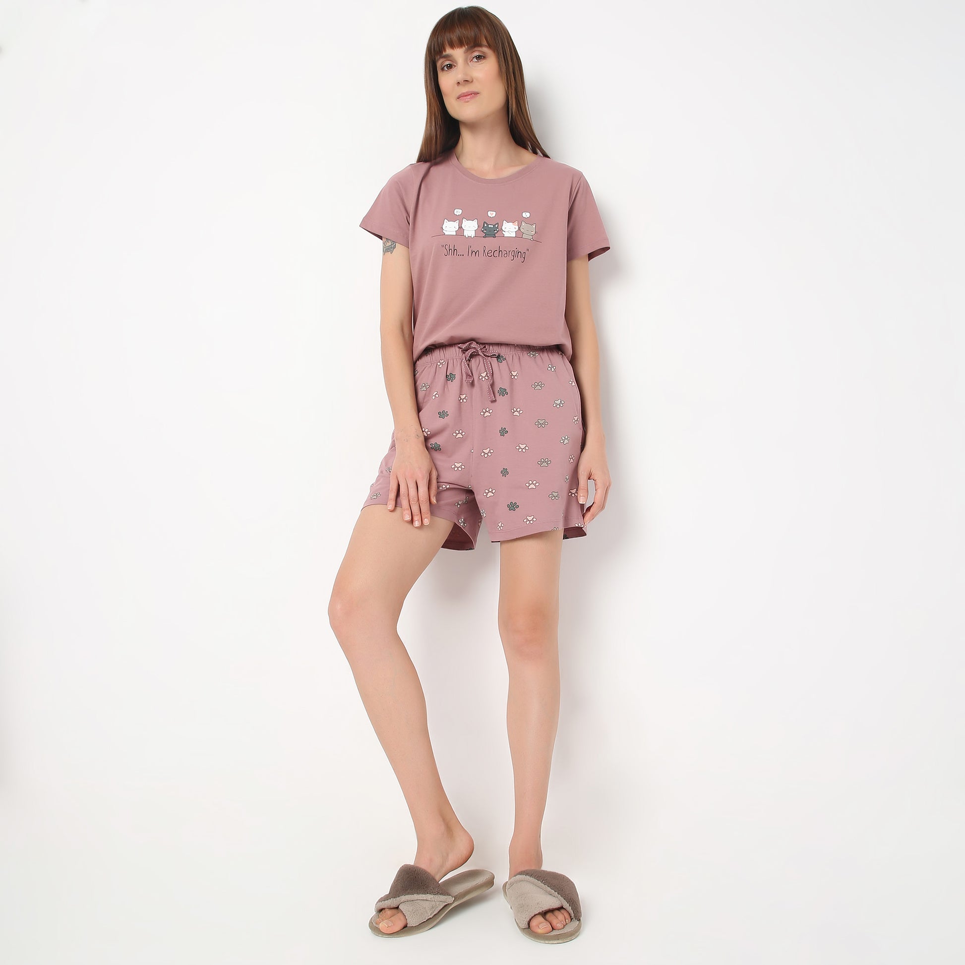 Regular Fit Printed Above Knee Mid Rise Shorts