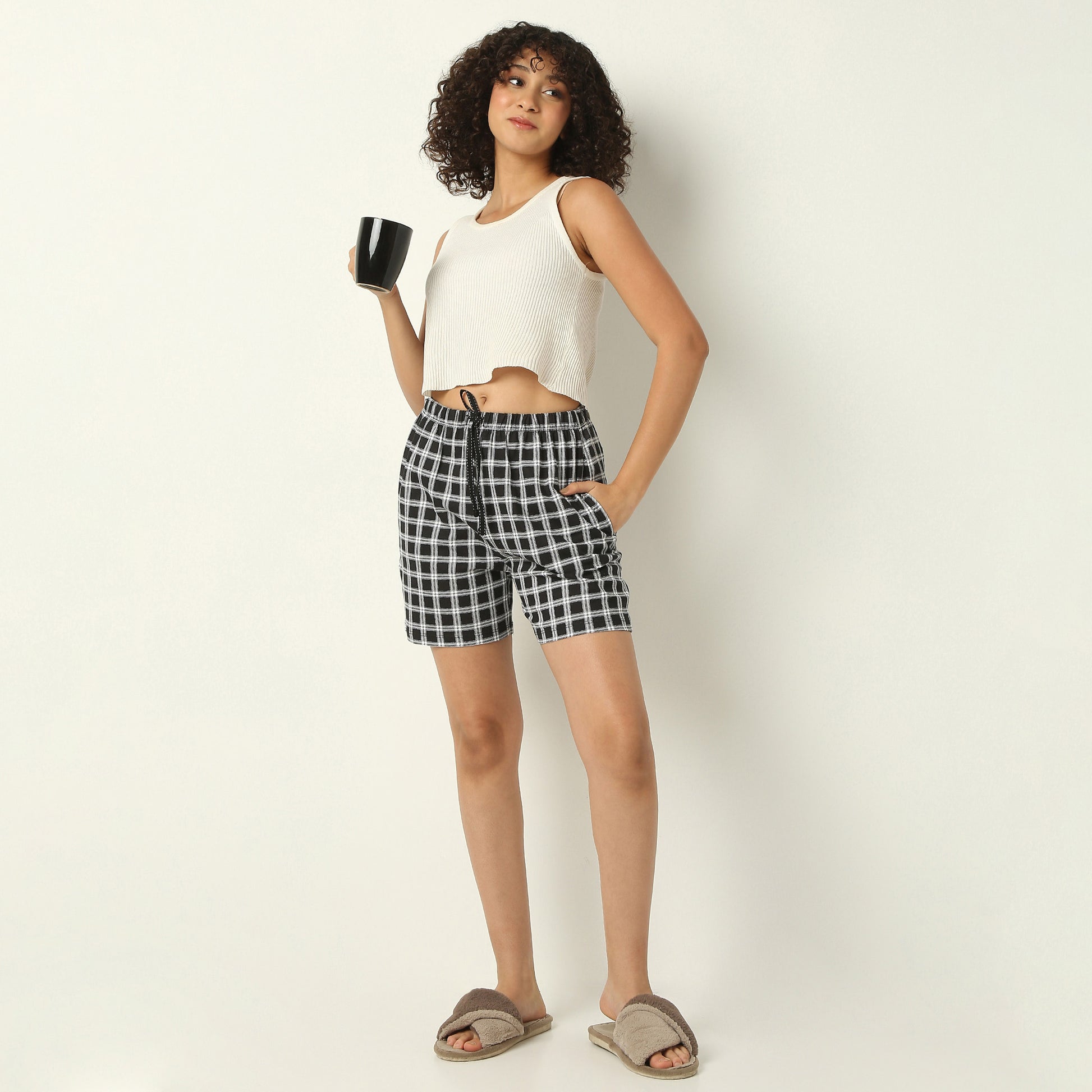 Regular Fit Checkered Above Knee Mid Rise Shorts
