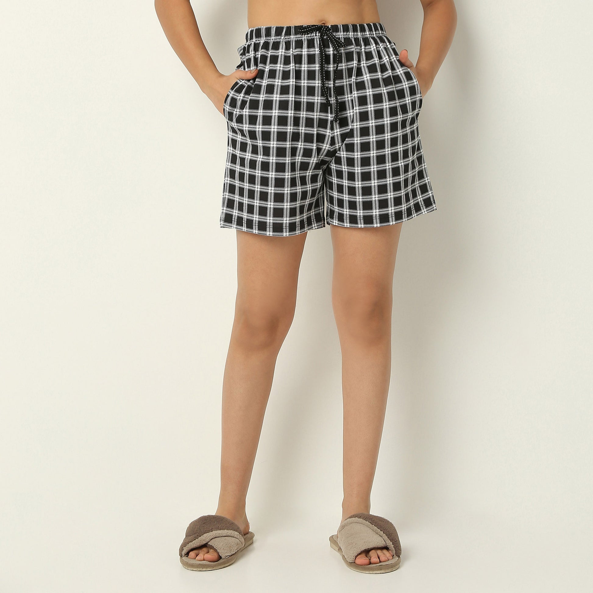Regular Fit Checkered Above Knee Mid Rise Shorts