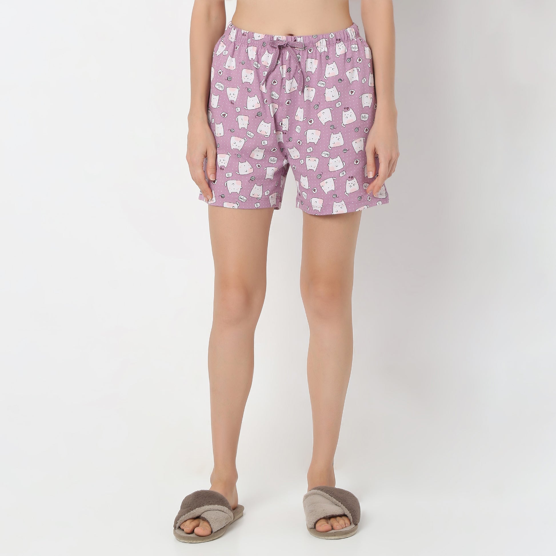 Regular Fit Animal Print Above Knee Mid Rise Shorts