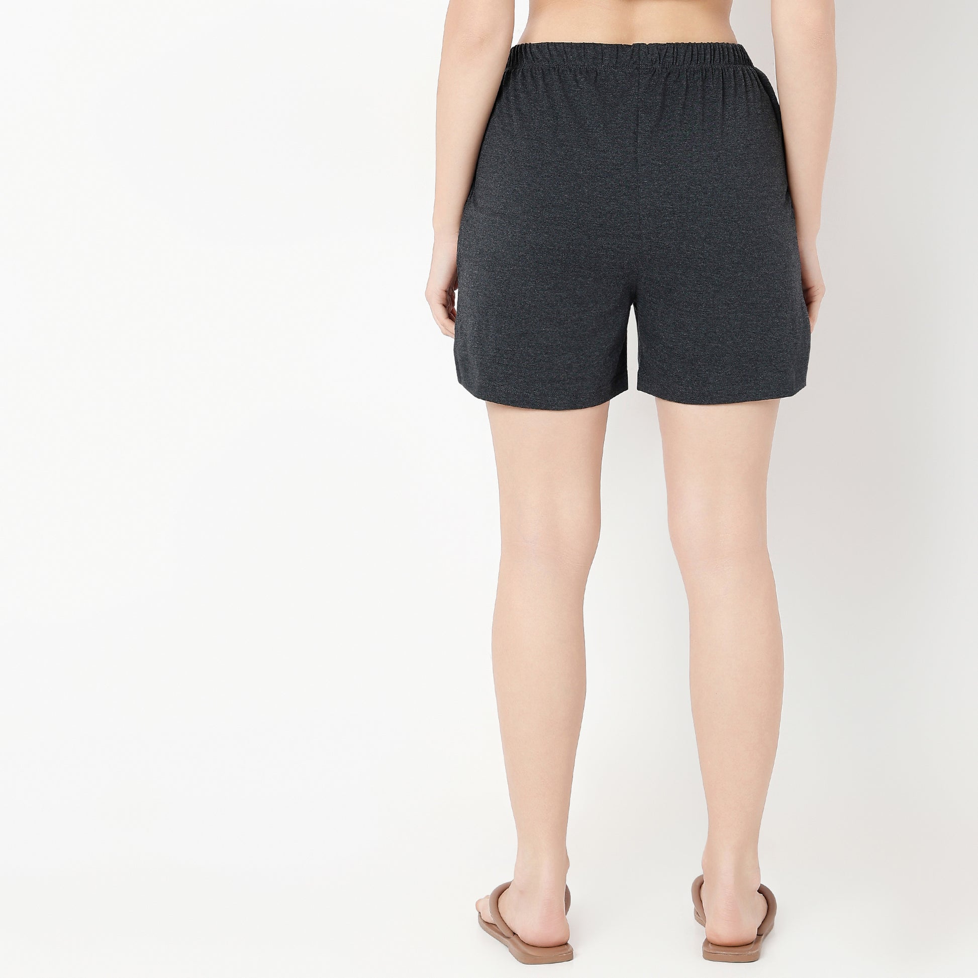 Regular Fit Printed Above Knee Mid Rise Shorts