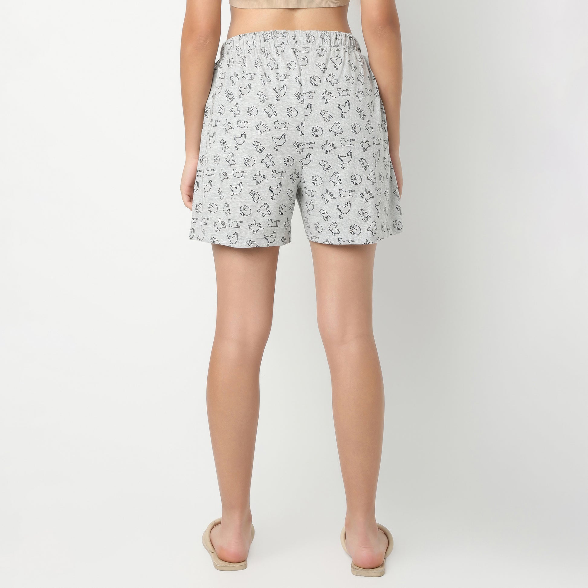 Regular Fit Animal Print Above Knee Mid Rise Shorts
