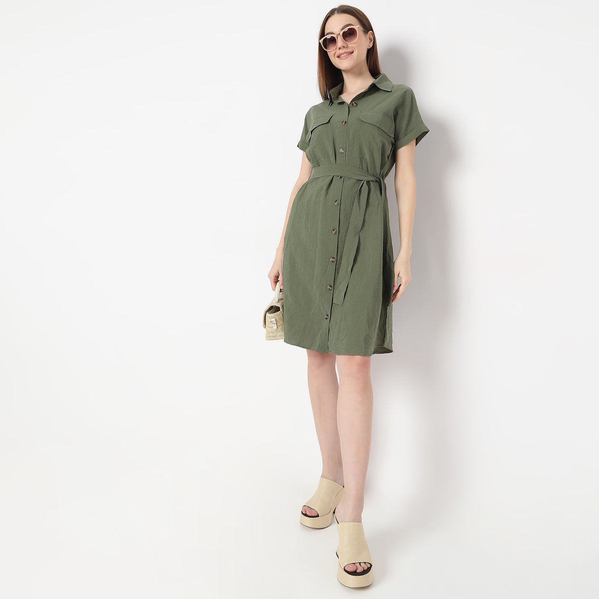 Knee Length Extended Short Sleeve Collar Dress