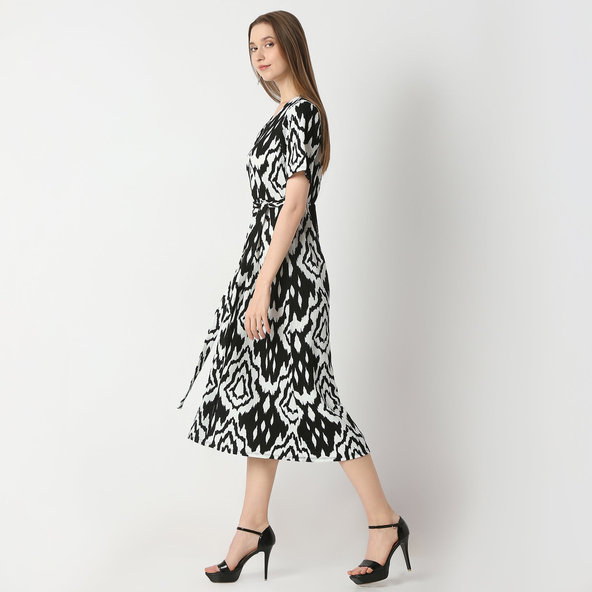 Regular Fit Printed Calf Length Dress