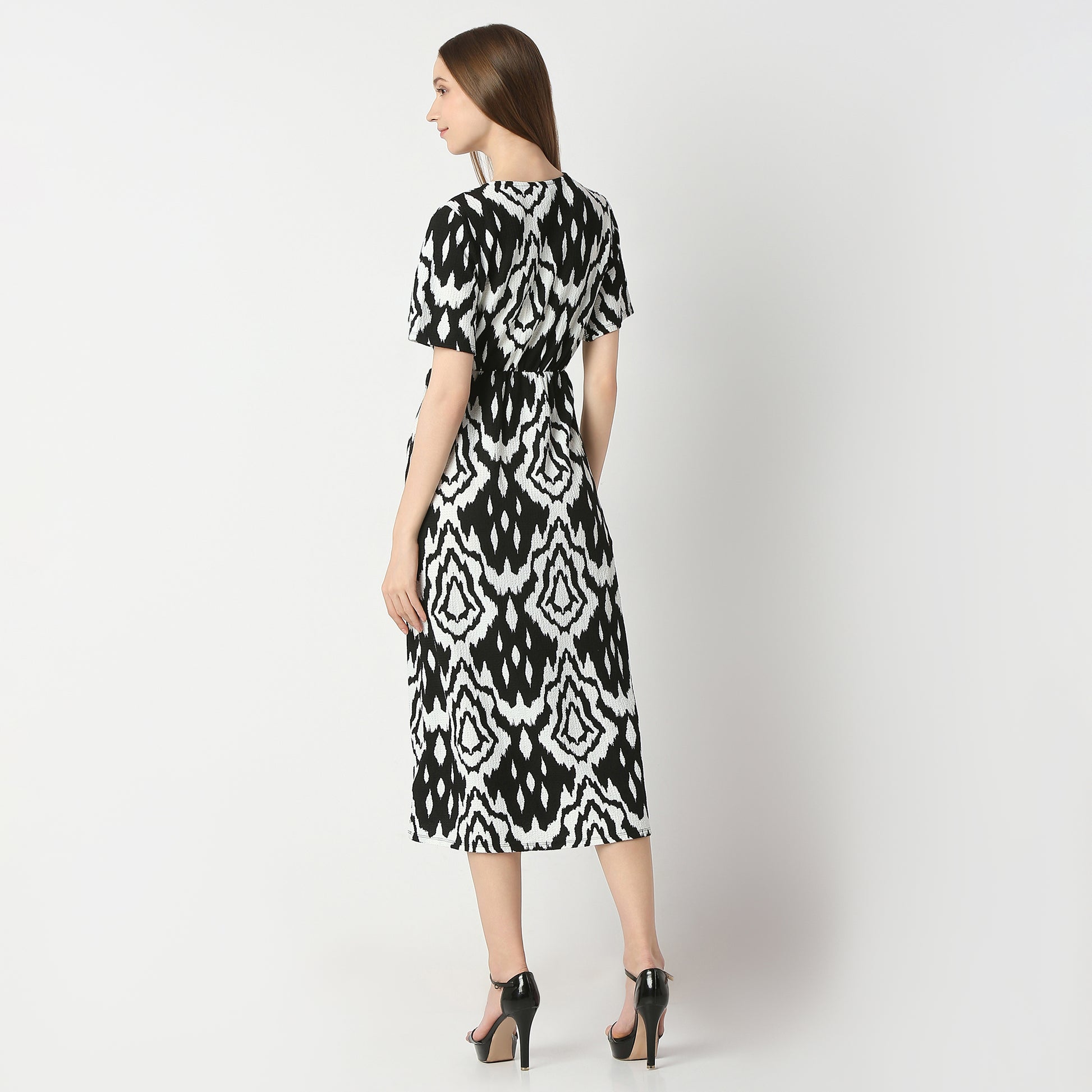 Regular Fit Printed Calf Length Dress