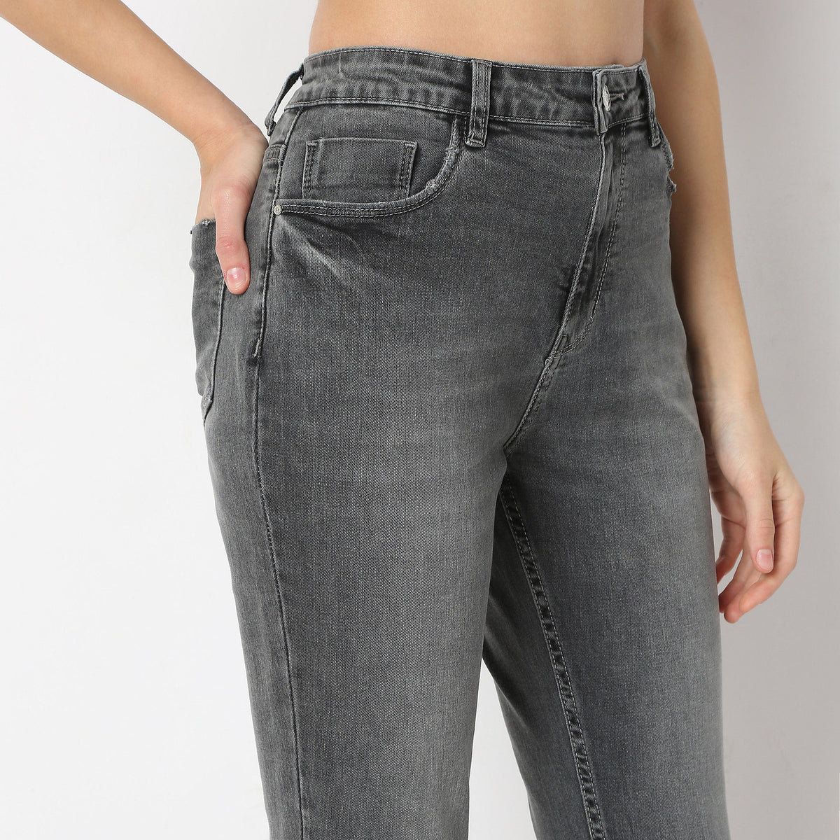 Stone Wash Ankle-Length Skinny Fit High Rise Jeans