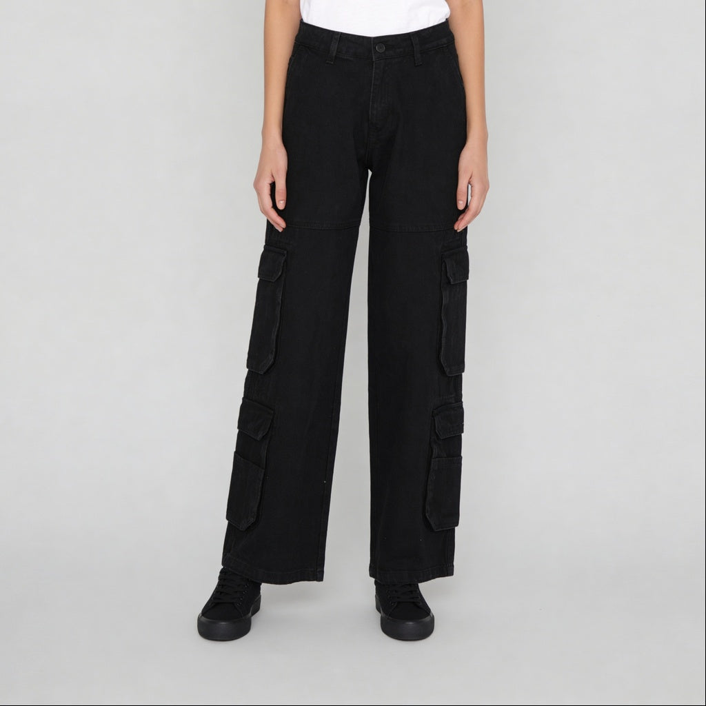 Woven Low Rise Utility Cargo Fit Jeans