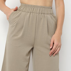 Regular Fit Solid Ankle Length Mid Rise Palazzos