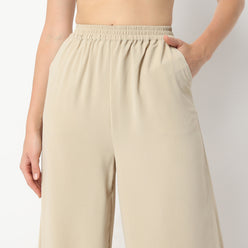 Regular Fit Solid Ankle Length Mid Rise Palazzos