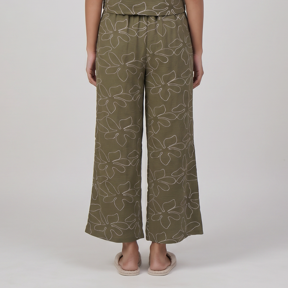 Embroidered Mid Rise Palazzo