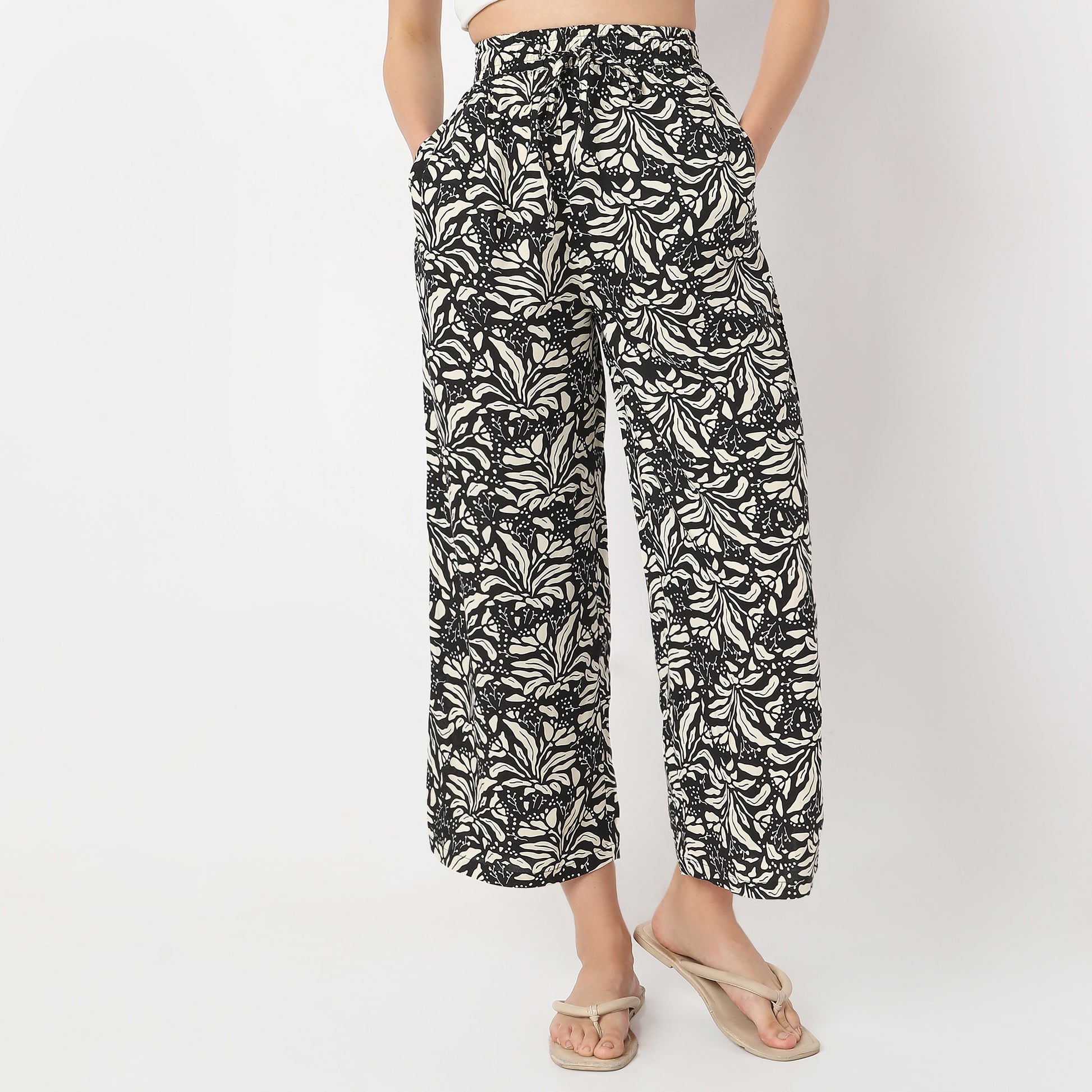 Printed Above Ankle Length Floral Palazzos