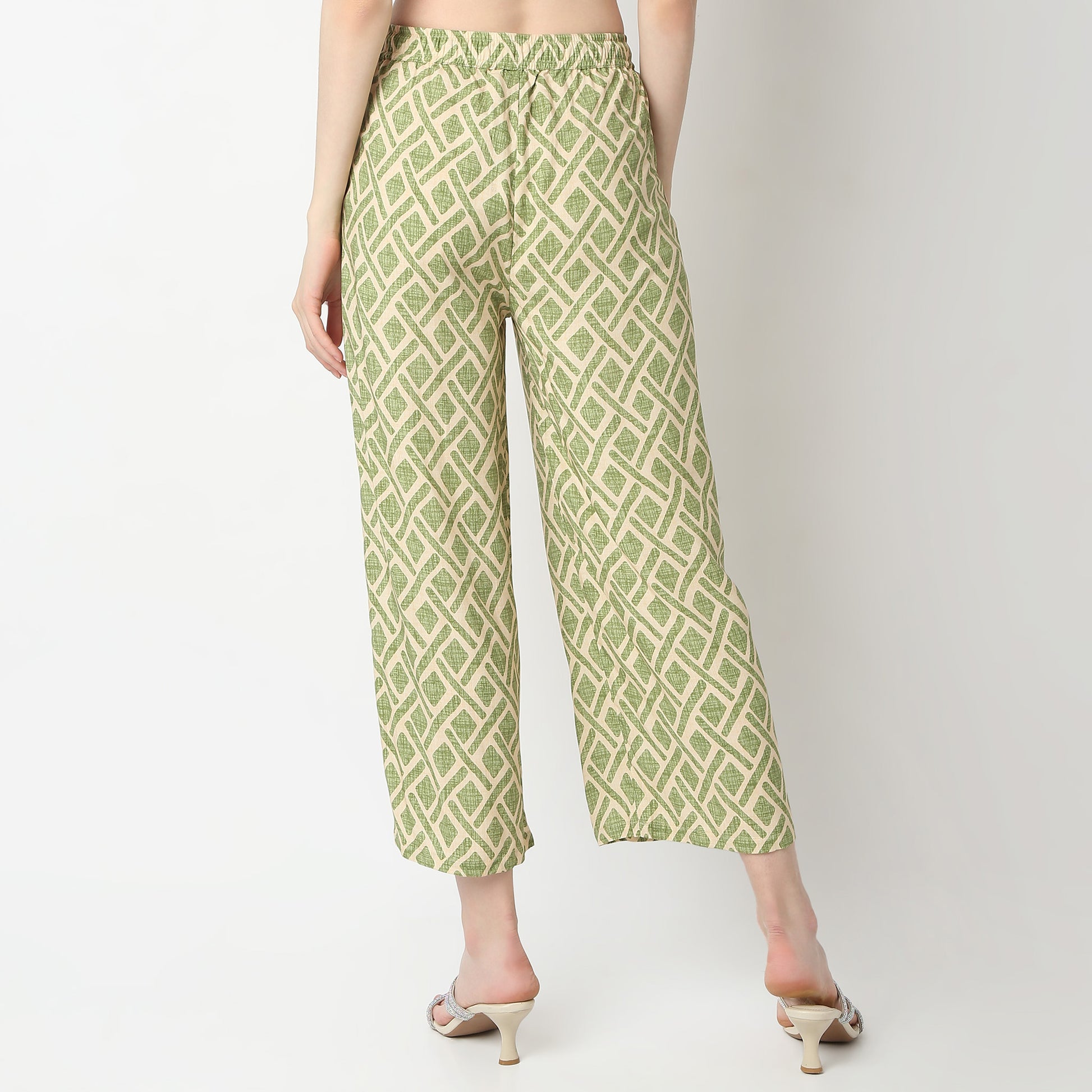 Regular Fit Printed Mid Rise Palazzos