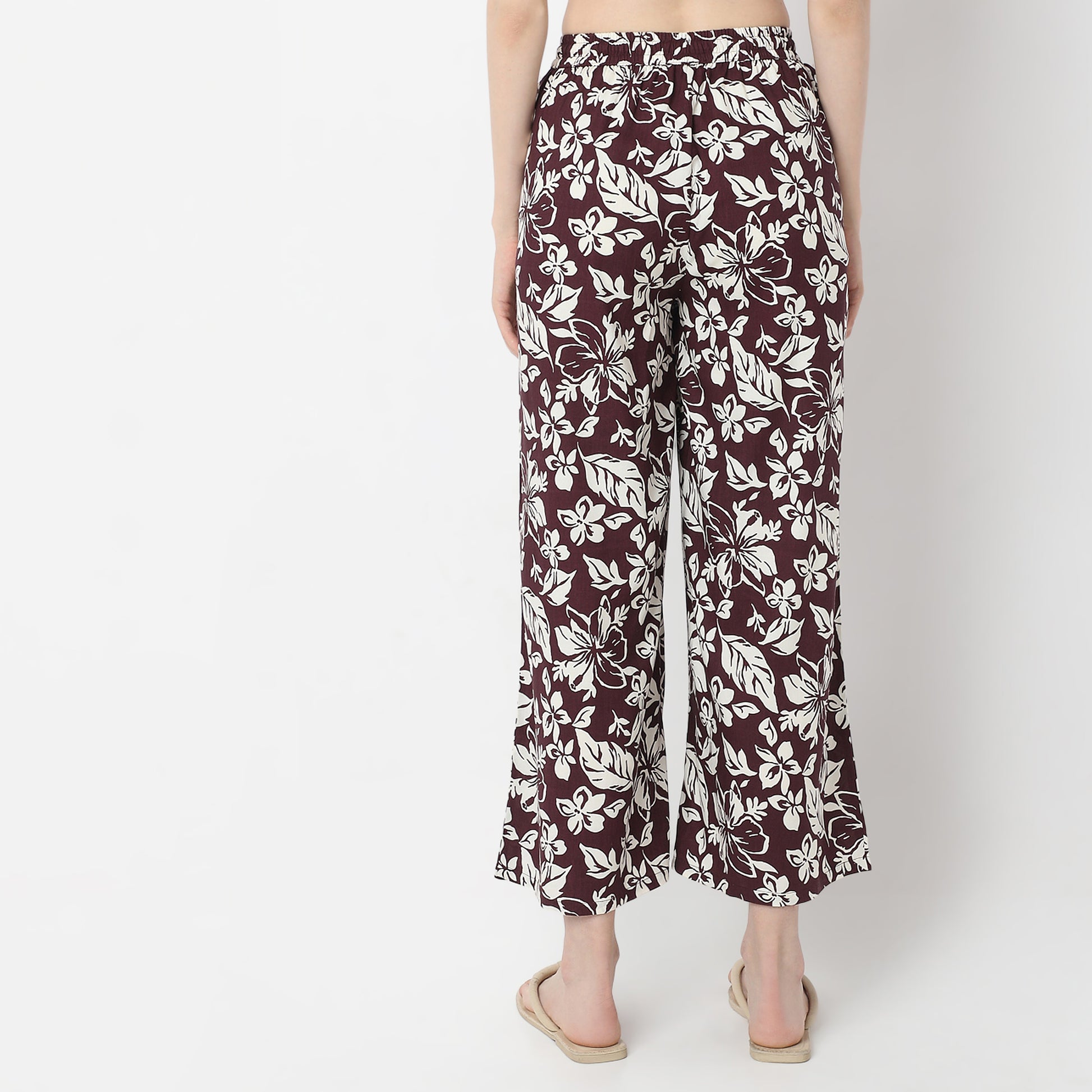 Floral Print Mid-Rise Palazzo Pants