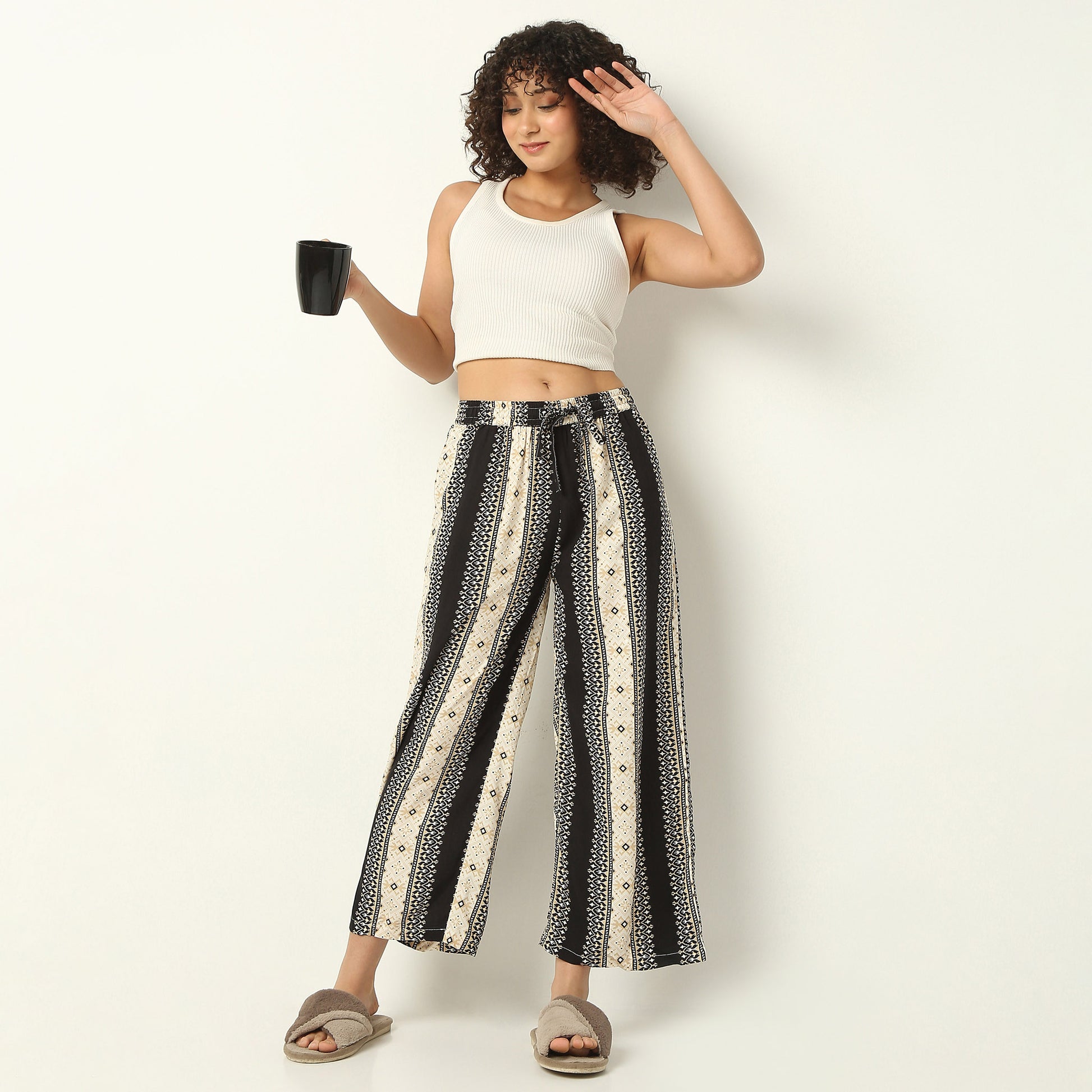 Regular Fit Printed Ankle Length Mid Rise Palazzos