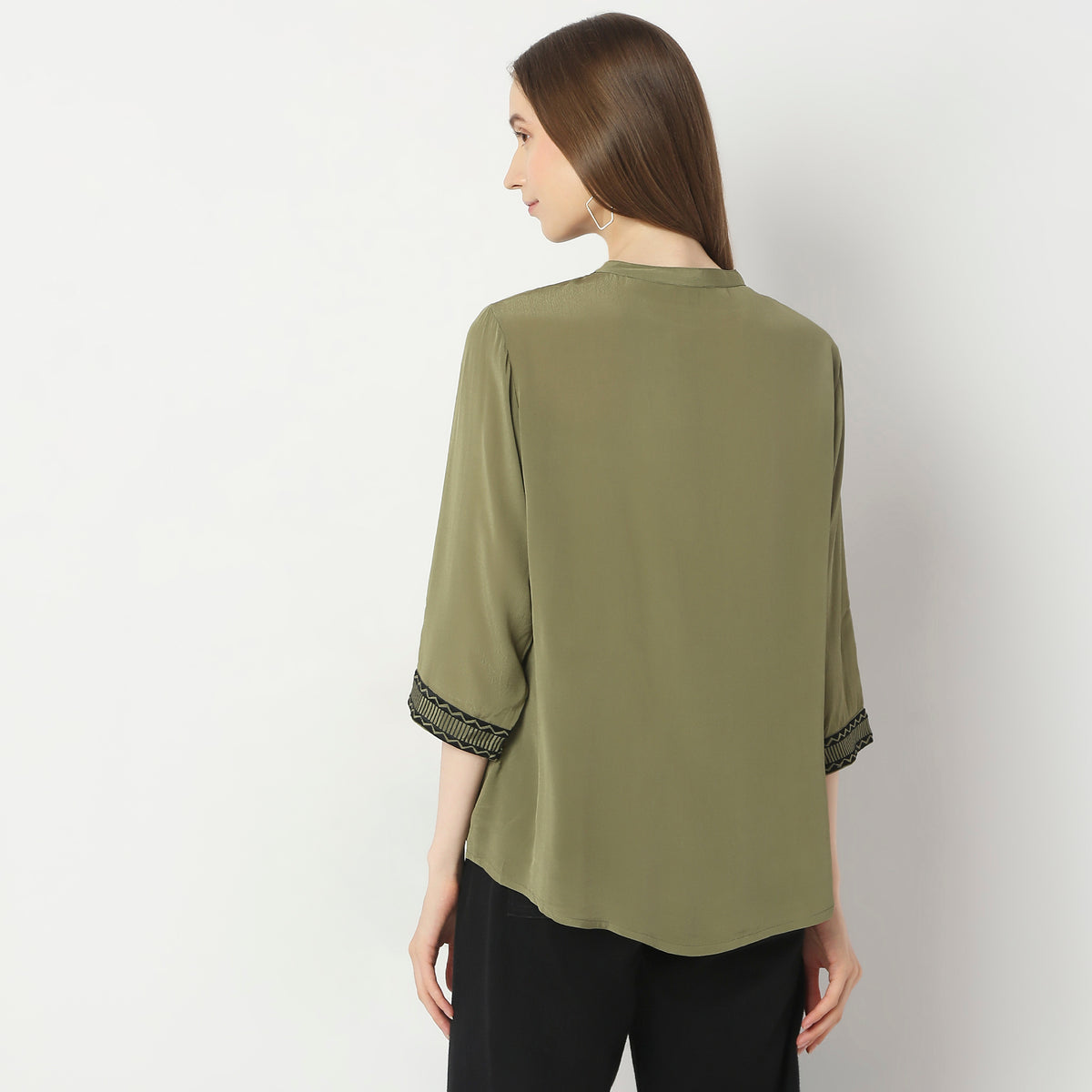 Regular Fit Solid Top