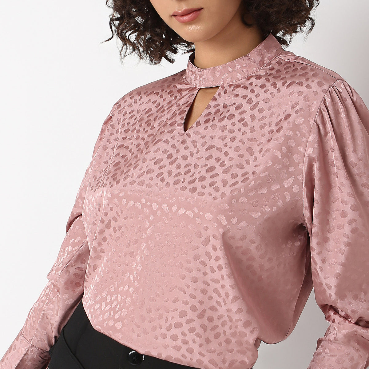 Regular Fit Solid Top