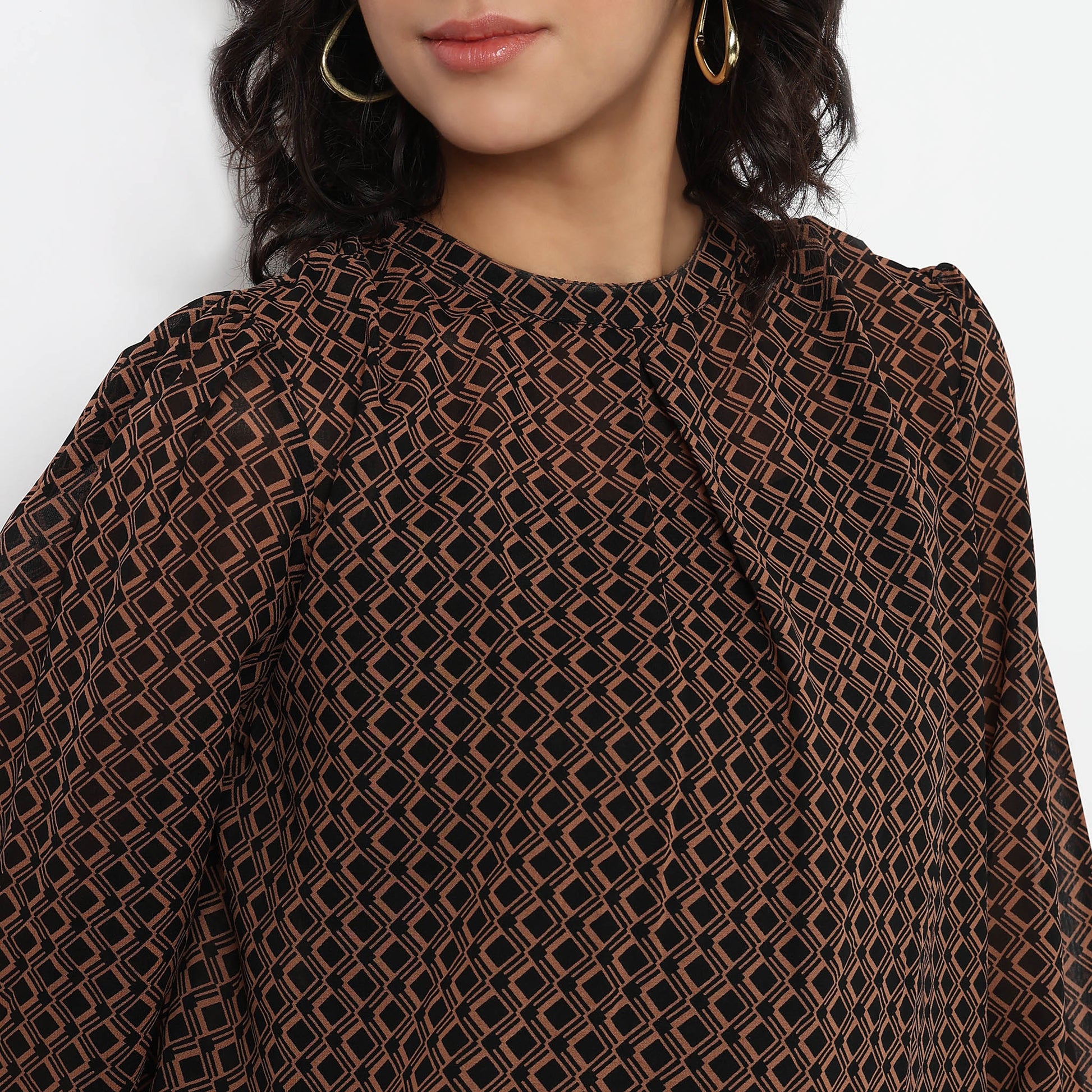 Buy Women Regular Fit Printed Full Sleeve Top  - Style Union