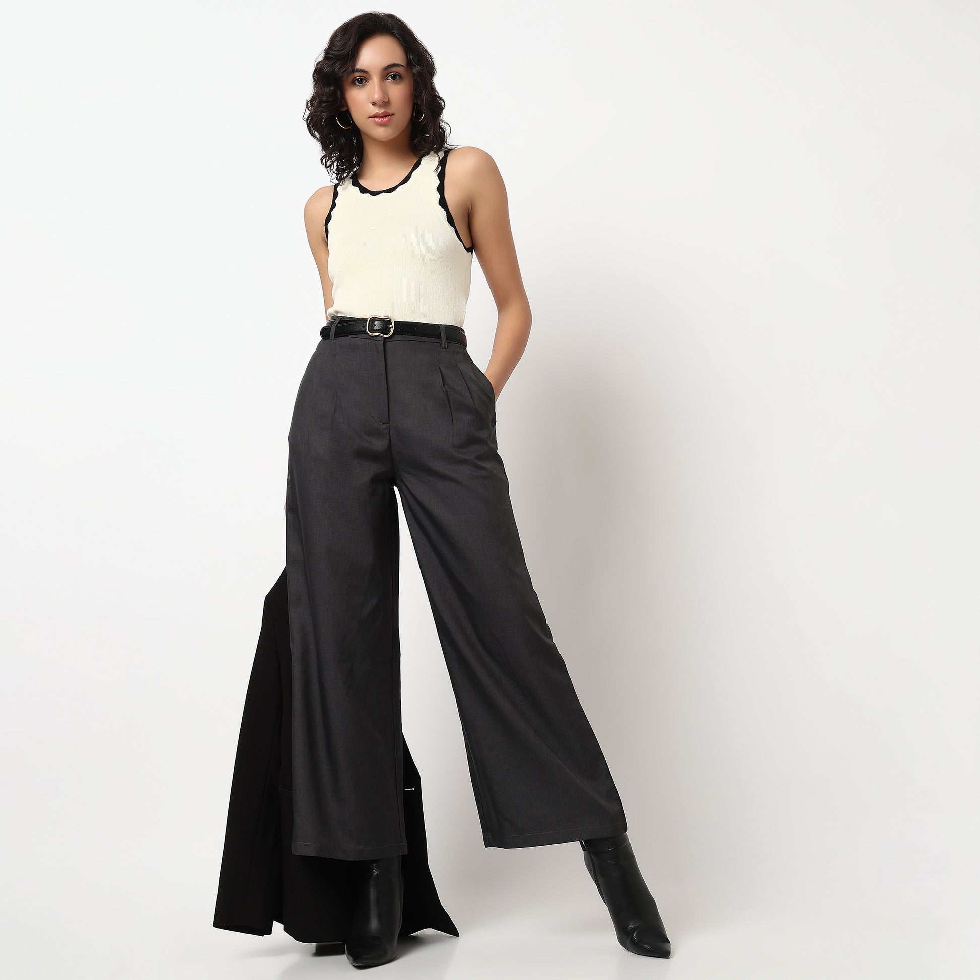 Buy Women Straight Fit Solid Regular Length Mid Rise Trousers  - Style Union