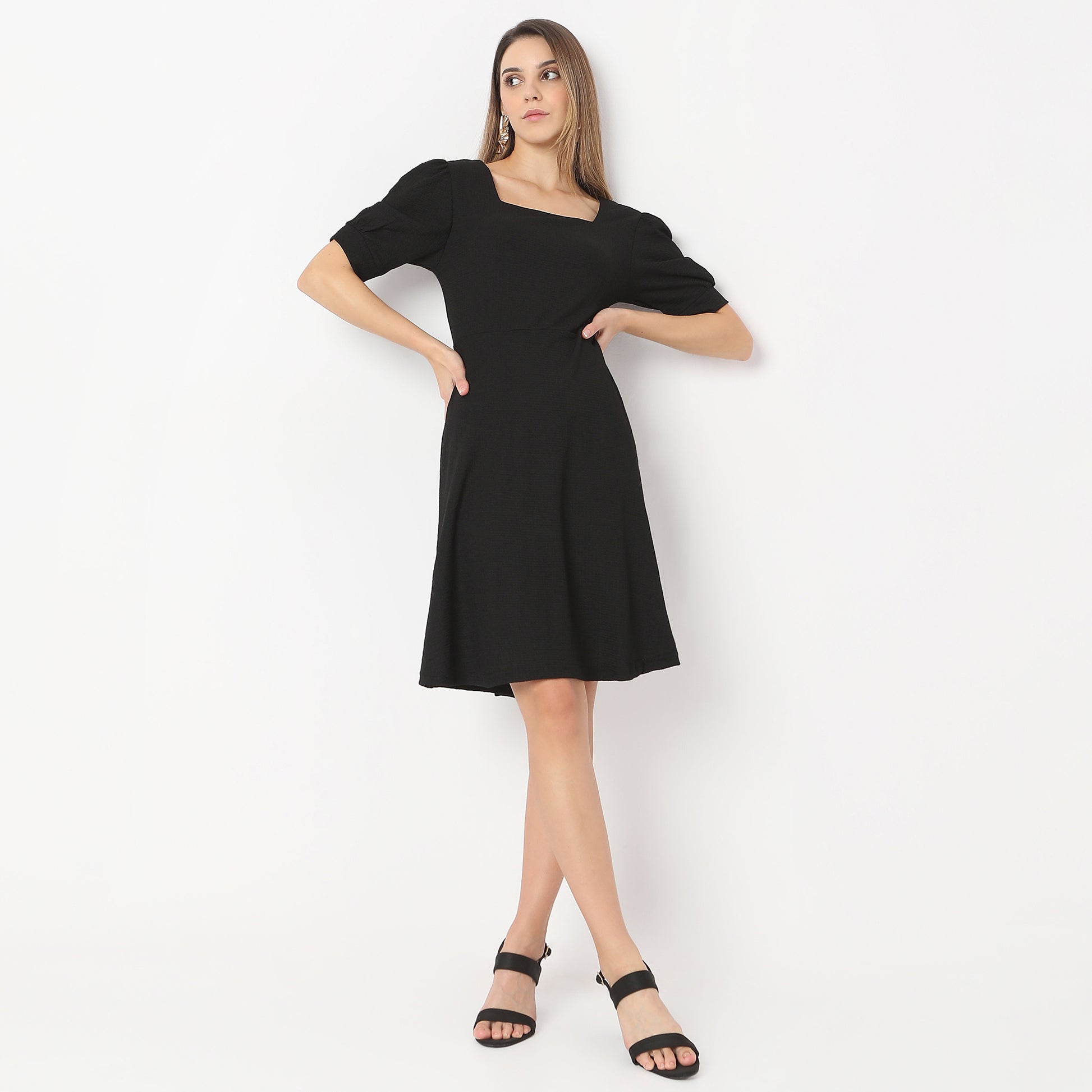 Flare Fit Knee Length Square Neck Short Sleeve Dress