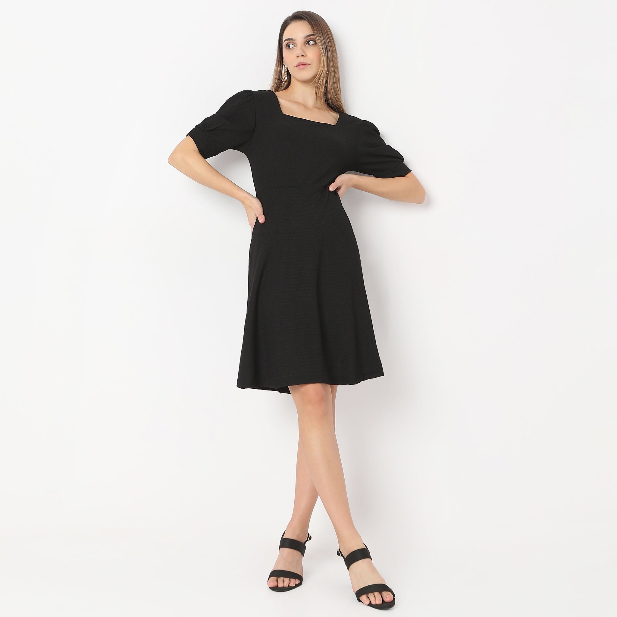 Flare Fit Knee Length Square Neck Short Sleeve Dress