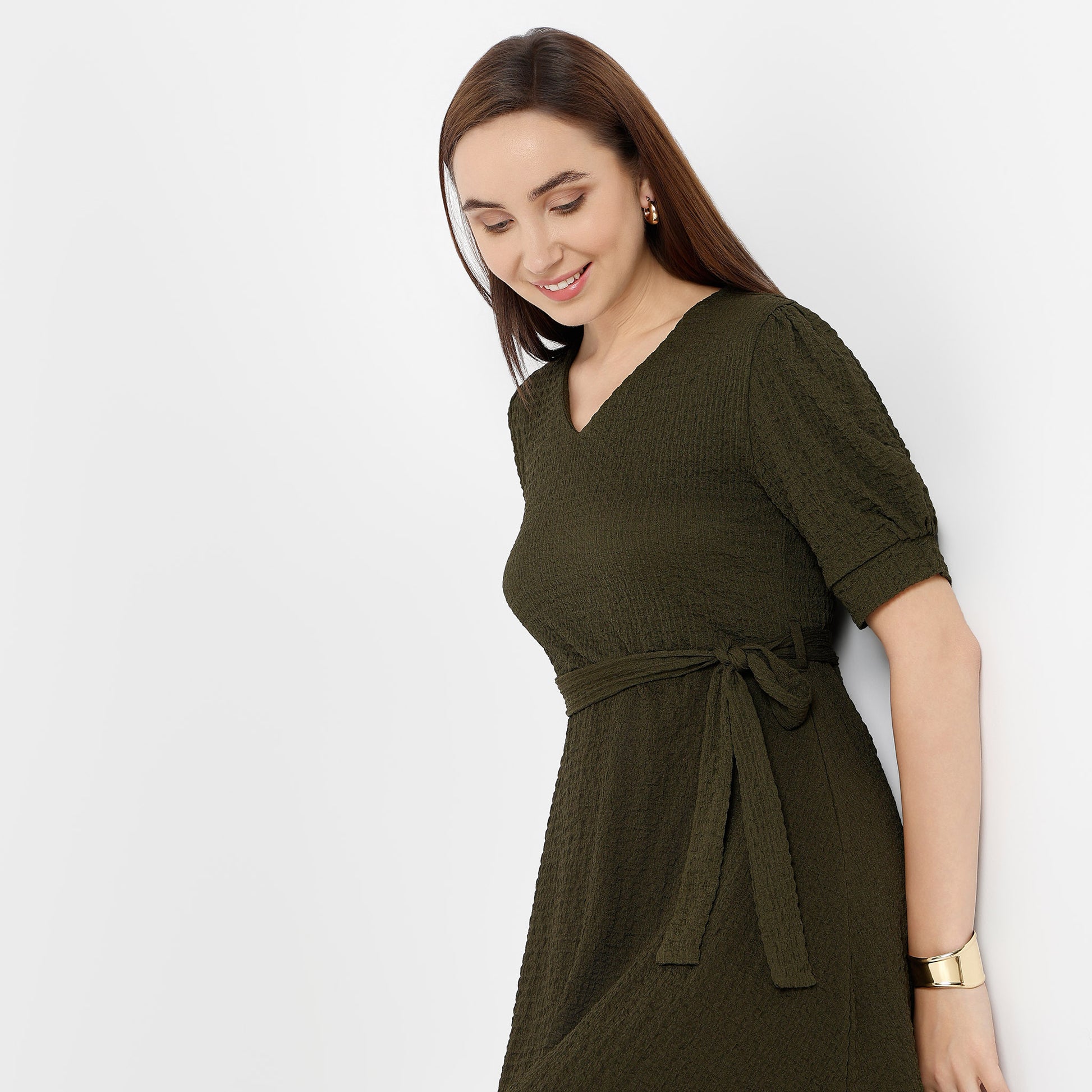 Betty V-Neck Short Dress with Belt Detail At Waist