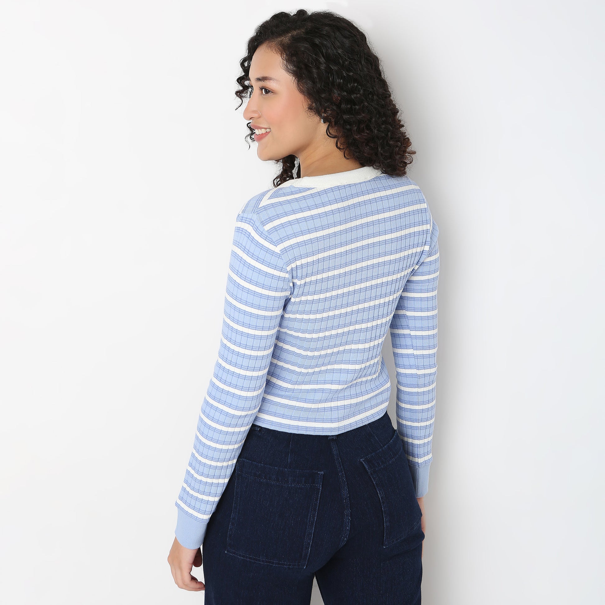 V-Neck Striped Cropped T-Shirt