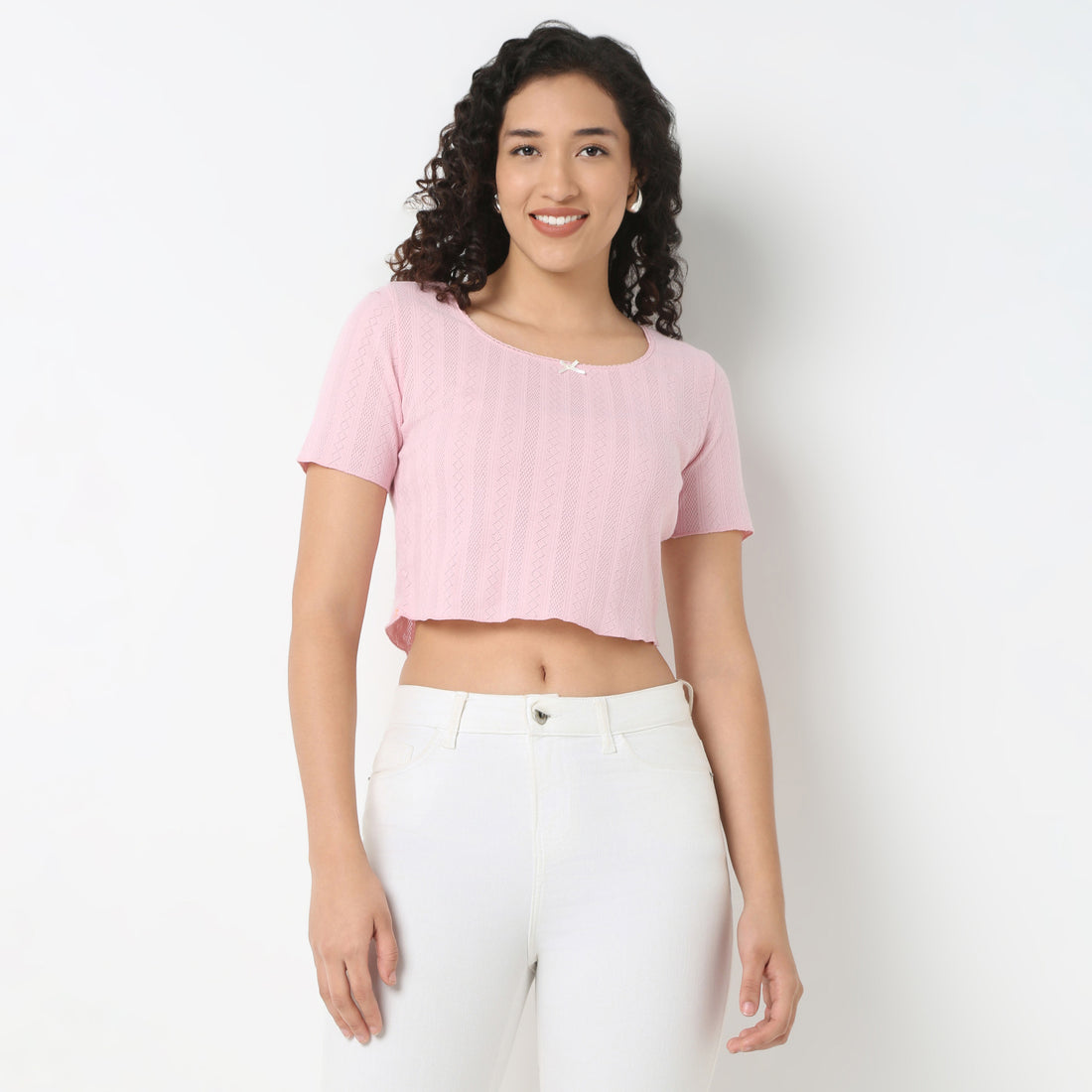 Betty Essential Tee With Scoop Neck And Lace Detail