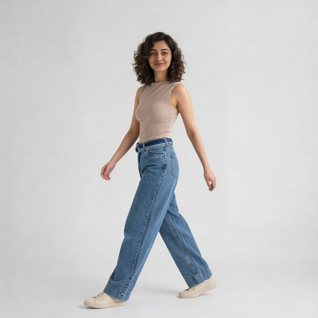 Knitted Solid Sleeveless Crop T-Shirt