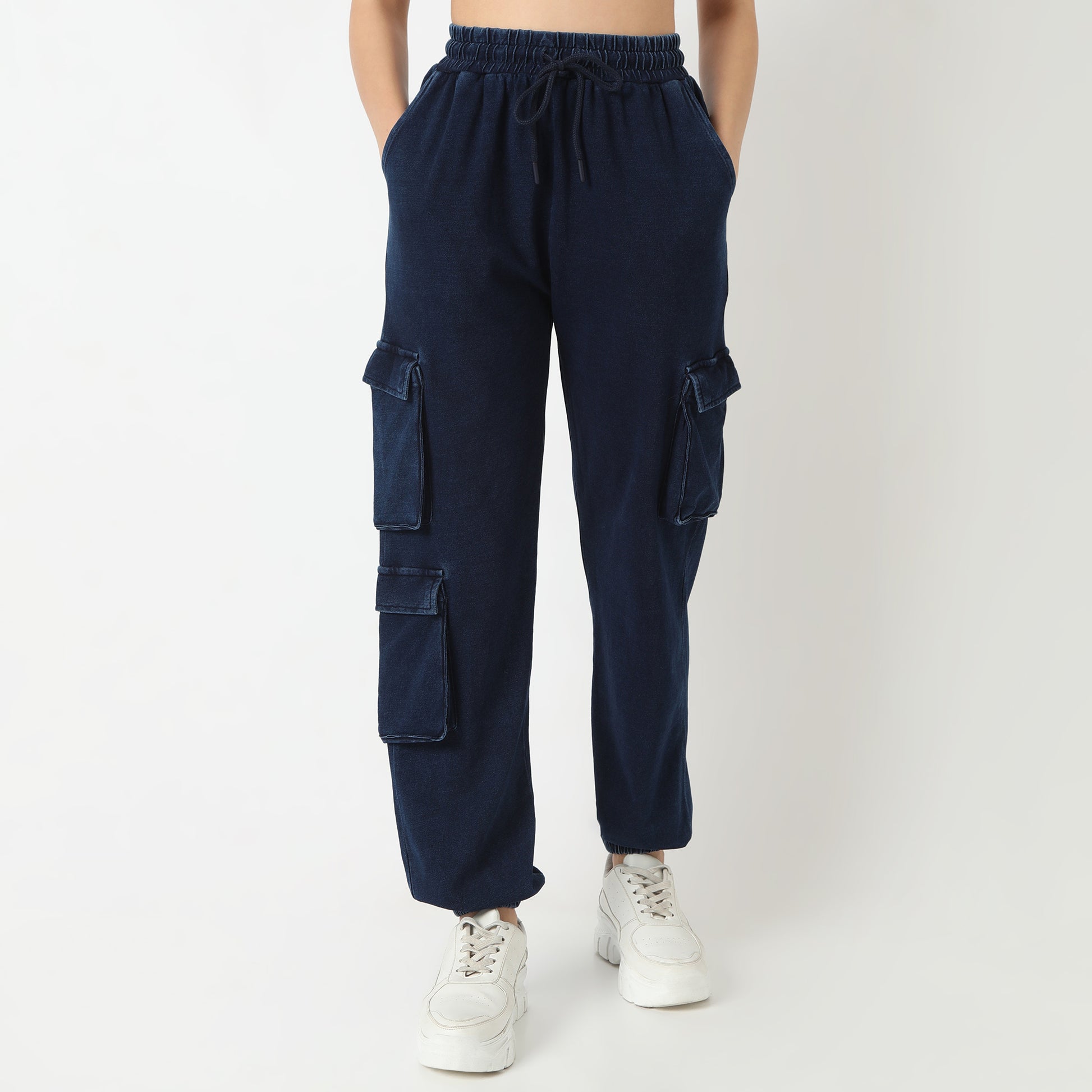 Regular Fit Solid Full Length Mid Rise Pants