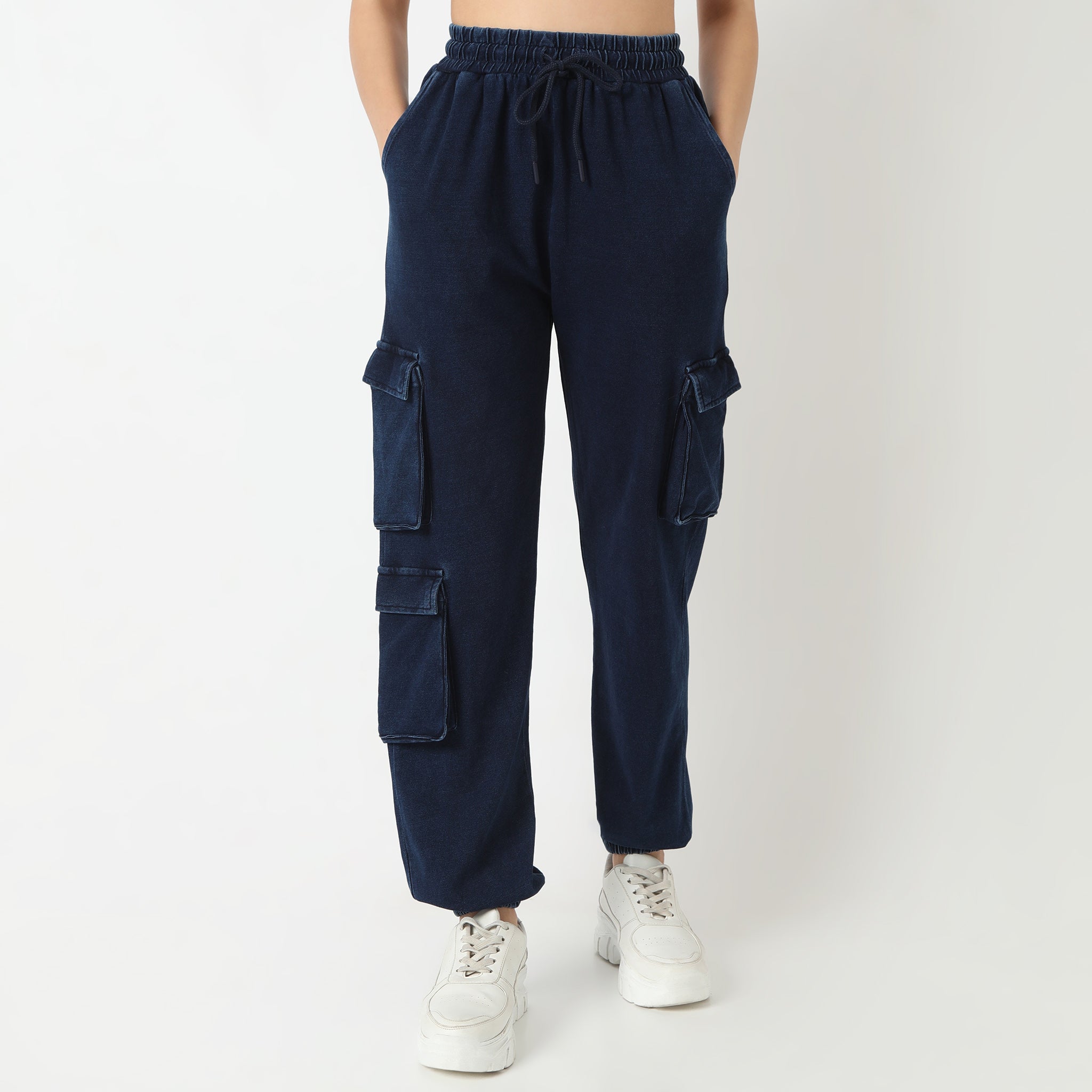 Regular Fit Solid Full Length Mid Rise Pants