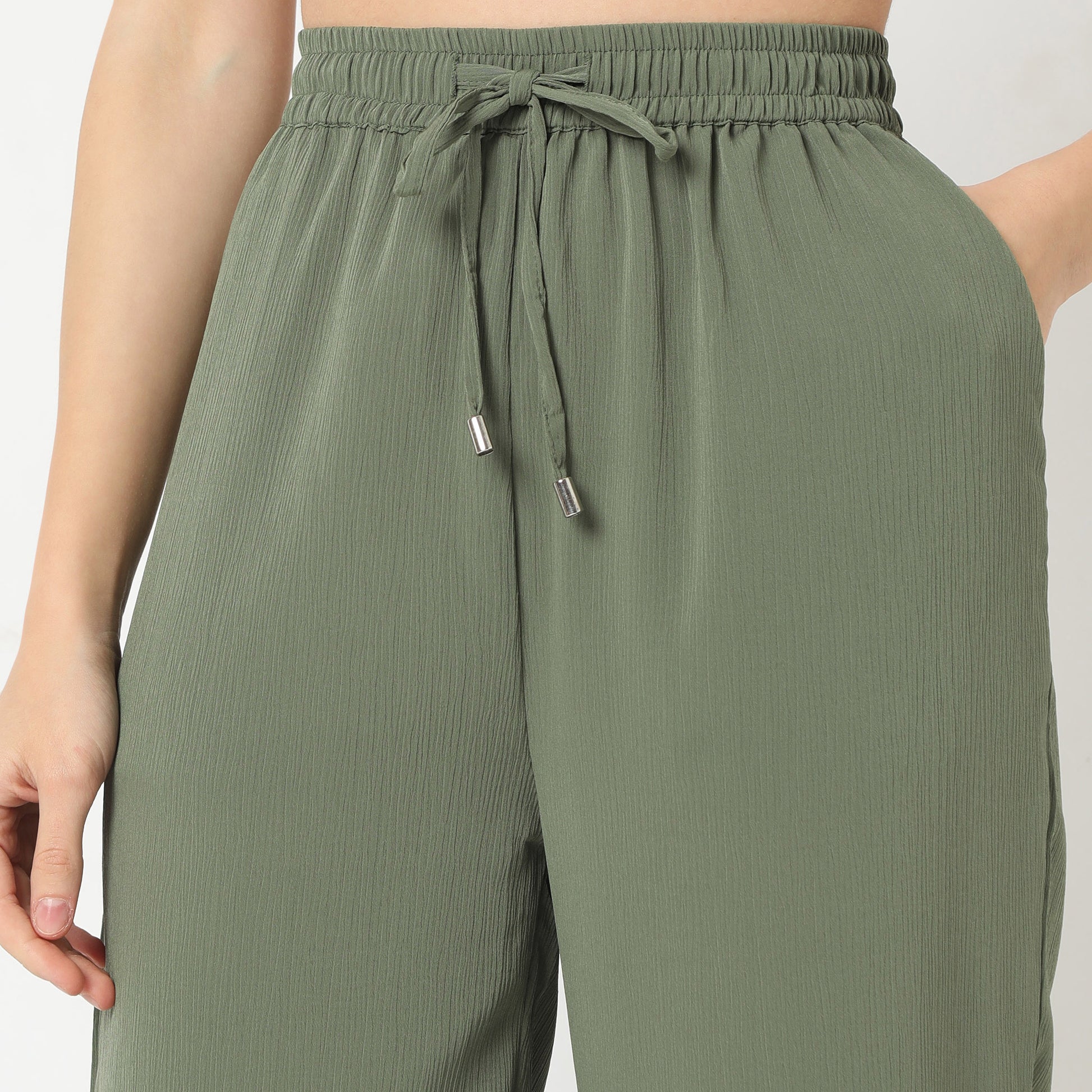 Regular Fit Solid Full Length High Rise Pants