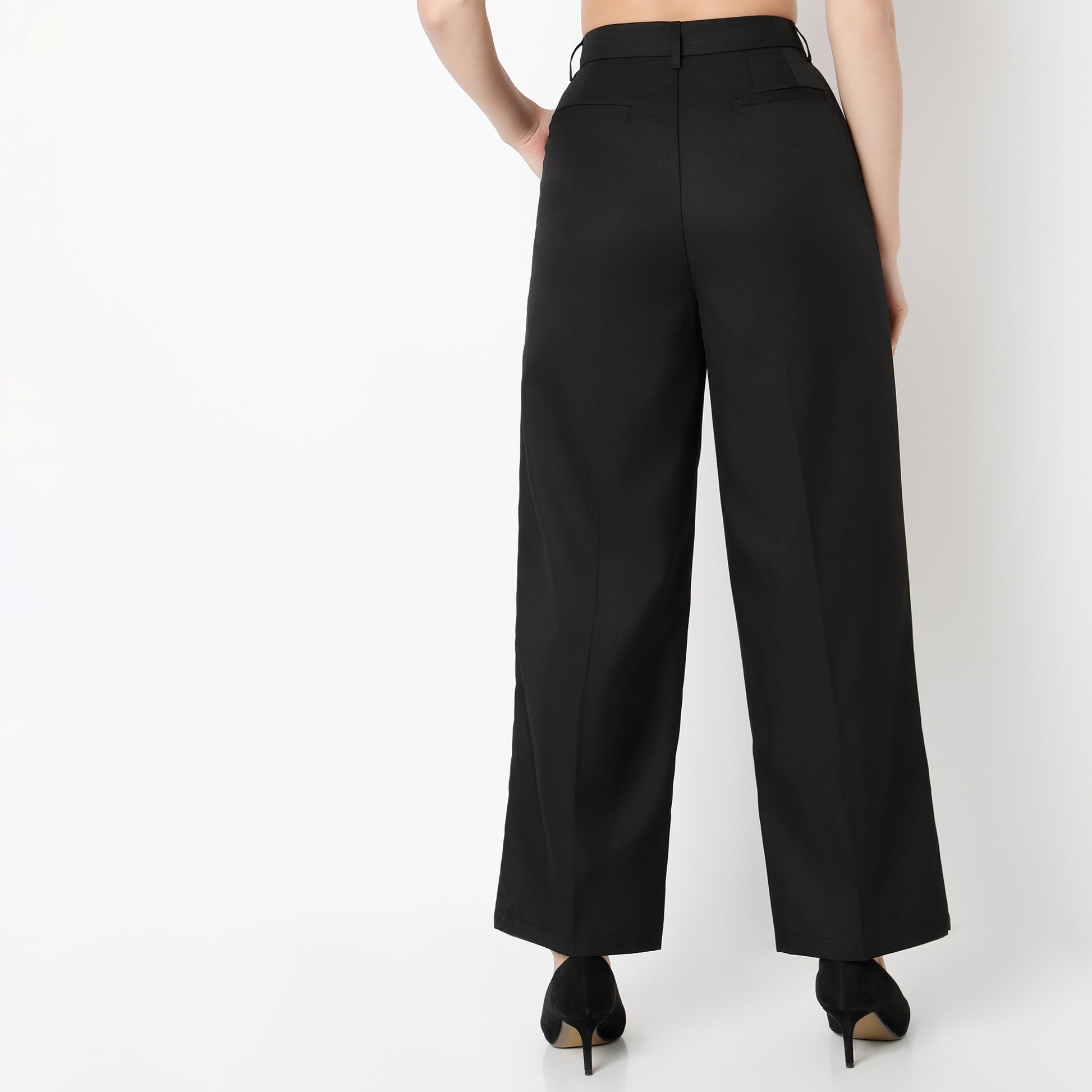 Relaxed Fit Solid Ankle Length High Rise Pants