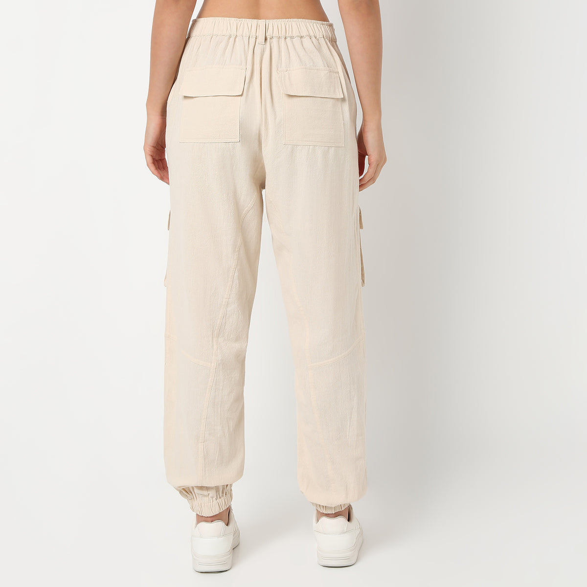 Betty Fashion Pants with Patch Pockets