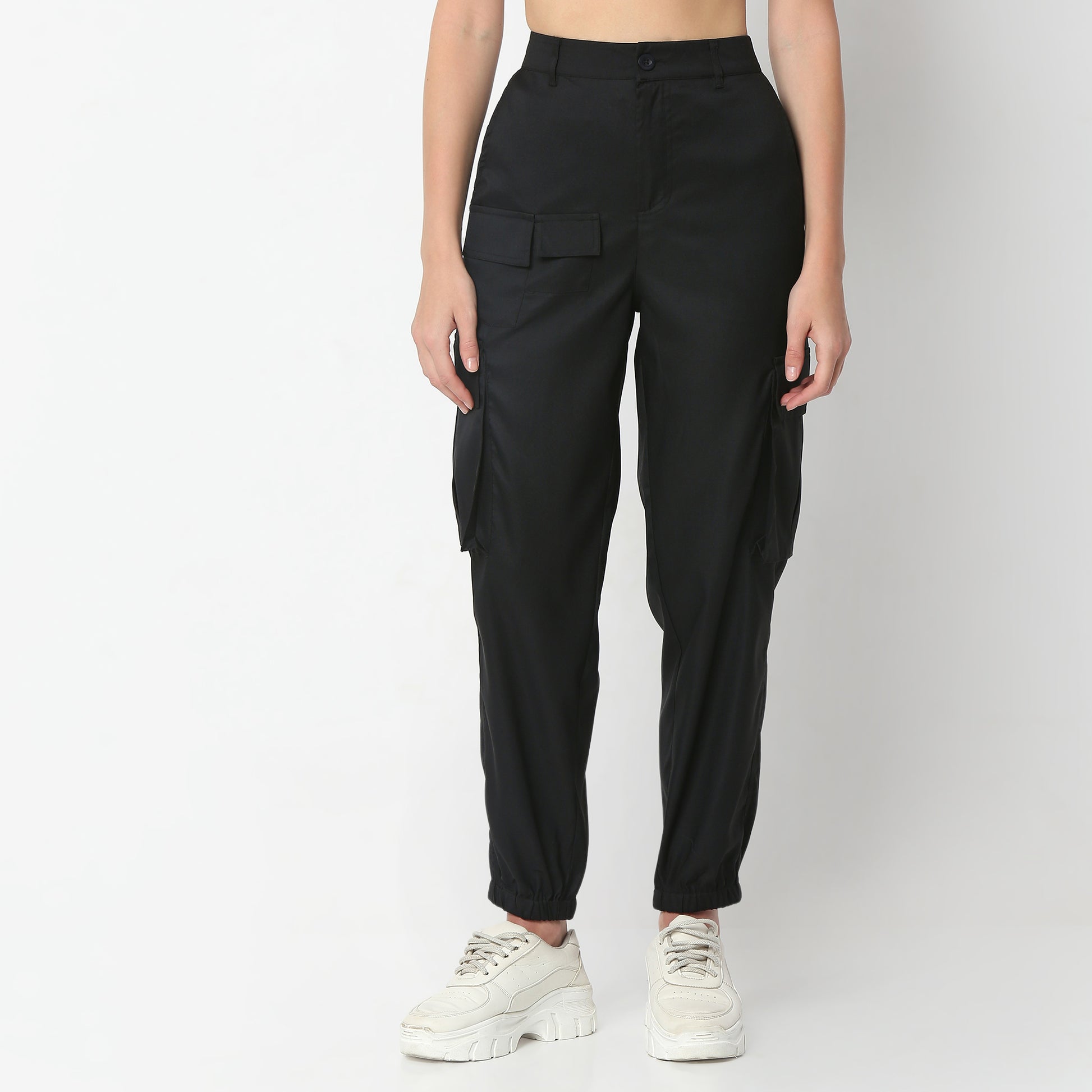 Regular Fit Solid Ankle Length High Rise Cargo Pants