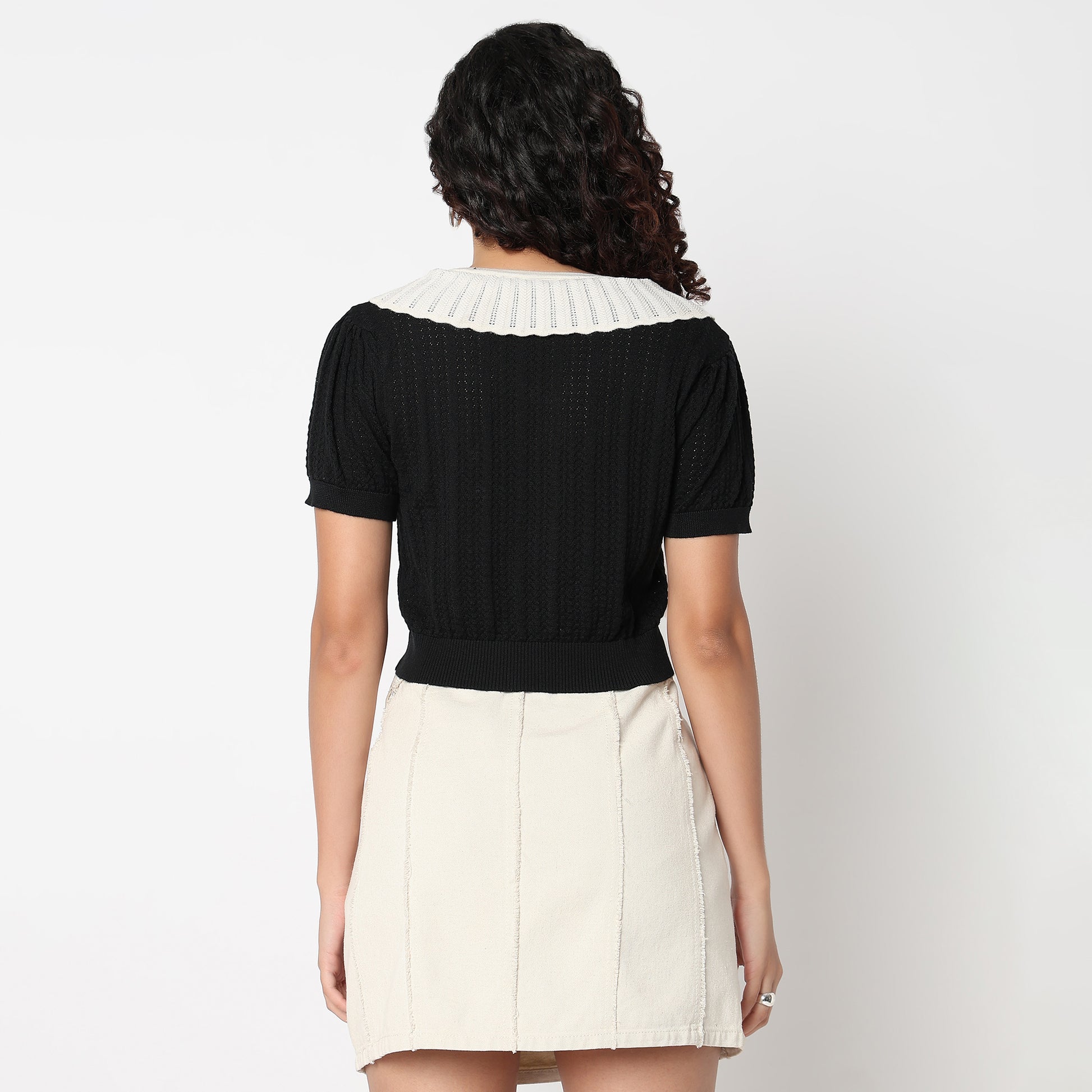 Betty Peterpan Collar Fashion T-Shirt