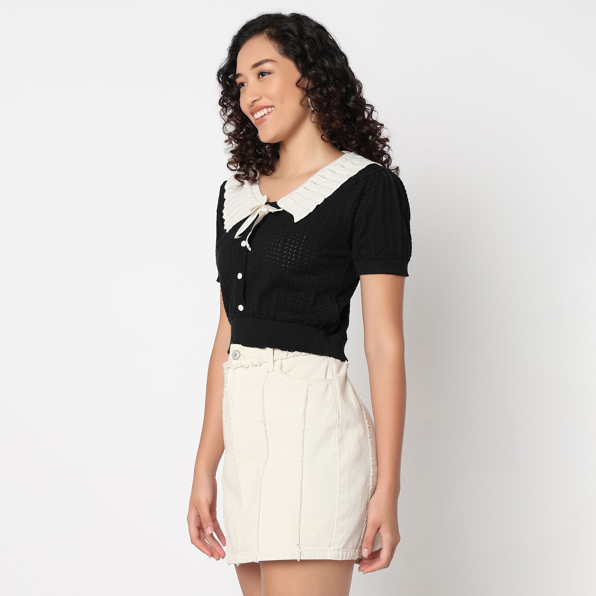 Betty Peterpan Collar Fashion T-Shirt